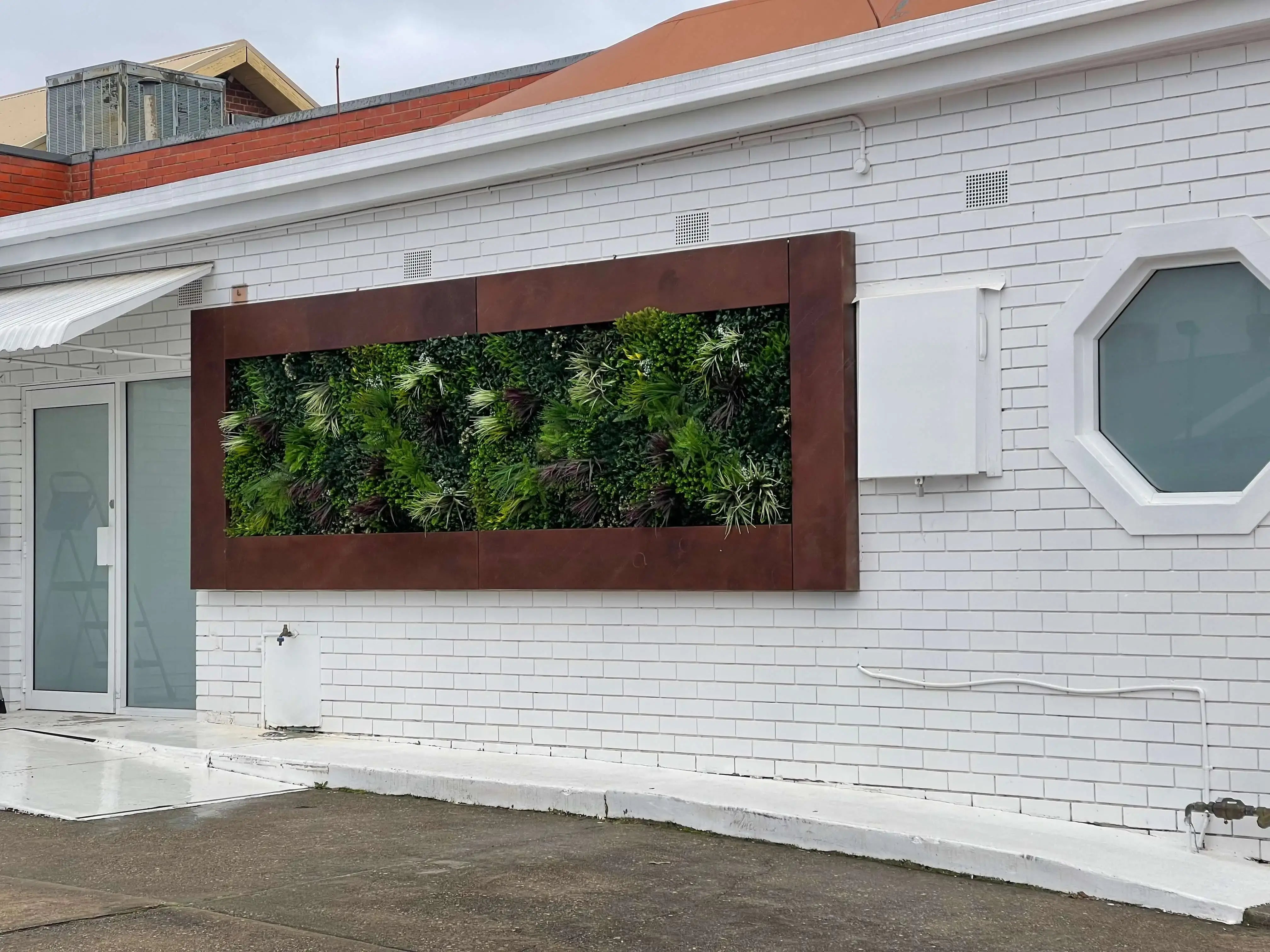 Eco-Friendly Vertical Garden Wall Panel - 1m x 1m UV Resistant Recycled Evergreen Rainforest Design for Indoor/Outdoor Decor | Perfect for Balcony, Patio, Office & Urban Gardening