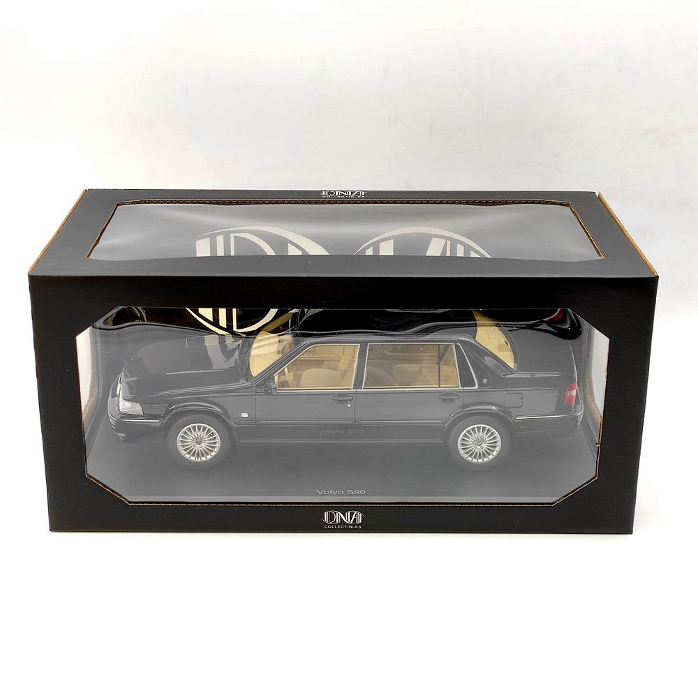 1/18 Scale Volvo S90 Royal Level 3 1998 Blackberry Resin Model Car - Purple Collectible Toy Car Gift for Adults & Kids | Display, Collection, Birthday Present