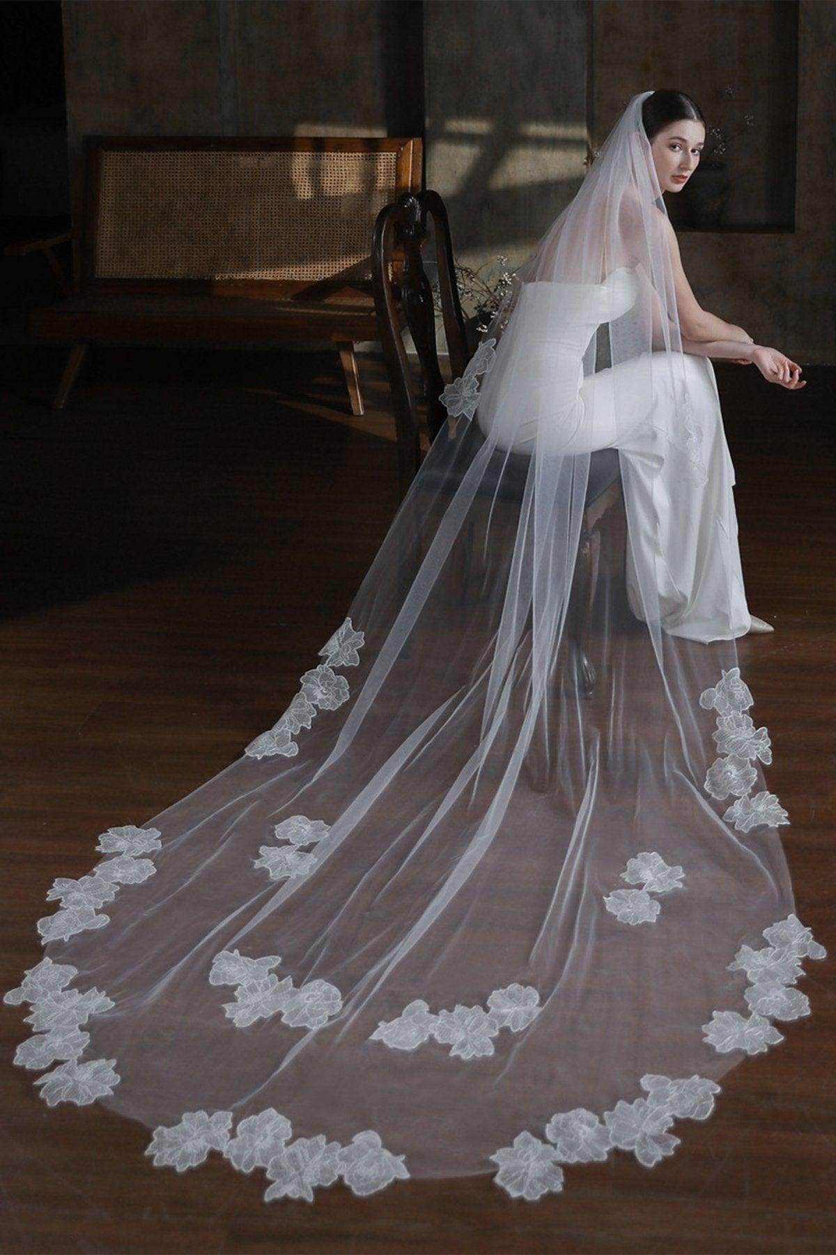 Elegant One-Tier Lace Edge Tulle Cathedral Wedding Veil with Appliques - CV0367 | Perfect for Bridal Ceremonies, Photos & Formal Events