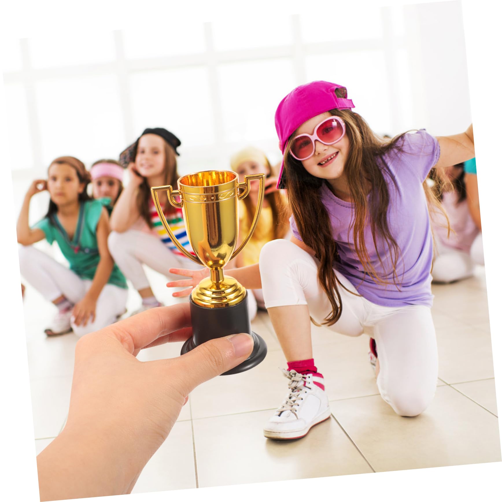 BESPORTBLE 20-Piece Mini Football Trophy Awards - Reusable Plastic Decor for Kids' Room, Sports Party & School Events