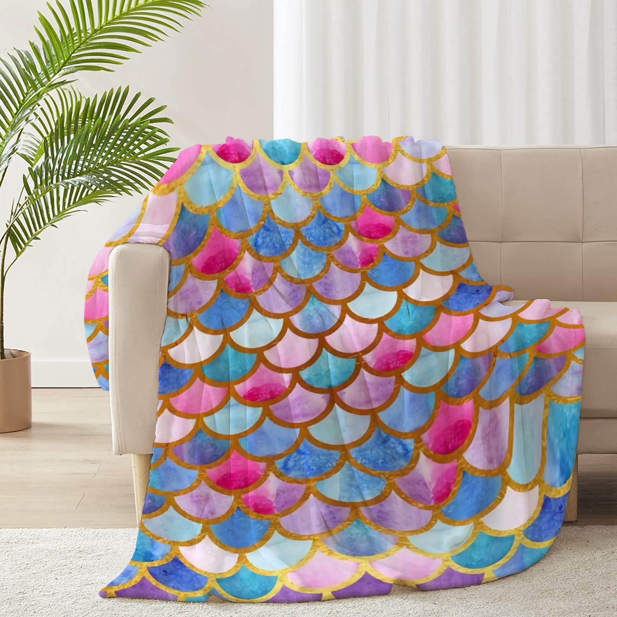 **ARNOVIC Mermaid Fish Scale Blanket - Soft Flannel Throw for Girls & Women, 90x120 Inch King Size, Cozy Warm Mermaid Print Blanket for Bedroom, Living Room Decor, Perfect for Gifts, Sleepovers & Movie Nights**