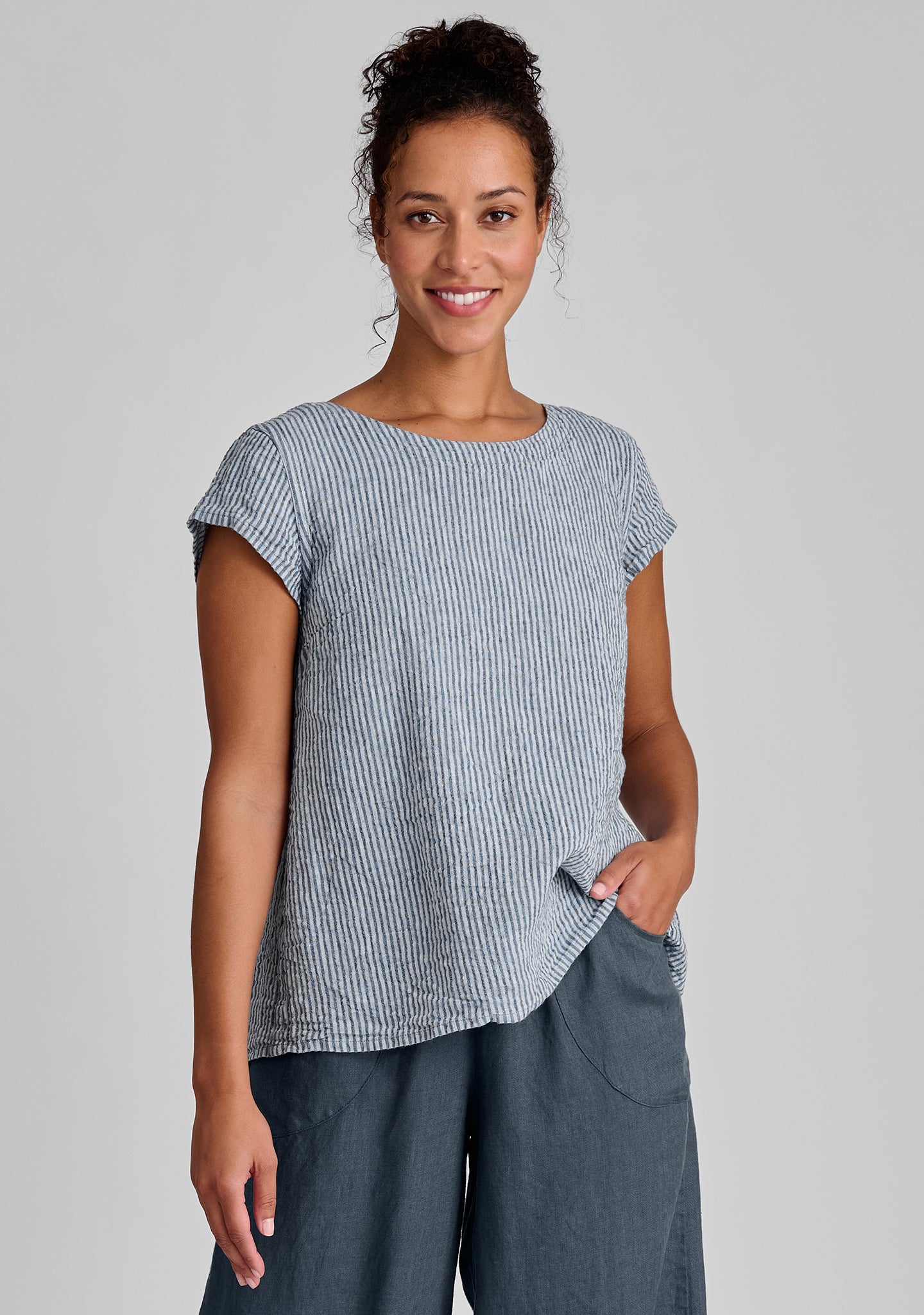 Tuck Back Tee - Soft Linen T-Shirt for Women | Breathable & Comfortable Summer Top | Perfect for Casual Wear, Beach Outings & Layering