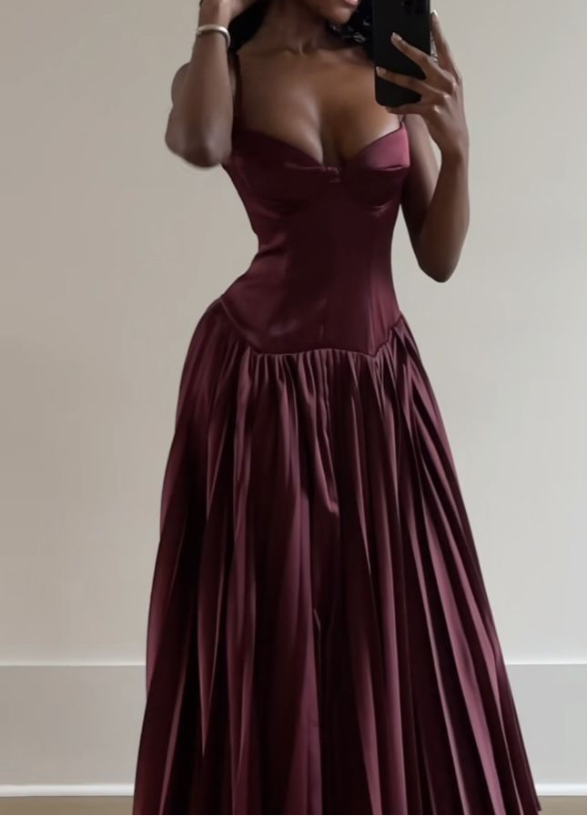 Elegant Burgundy A-Line Long Satin Prom Dress for Women - Formal Evening Gown J5627 | Perfect for Homecoming, Prom Night, Wedding Guest & Special Occasions