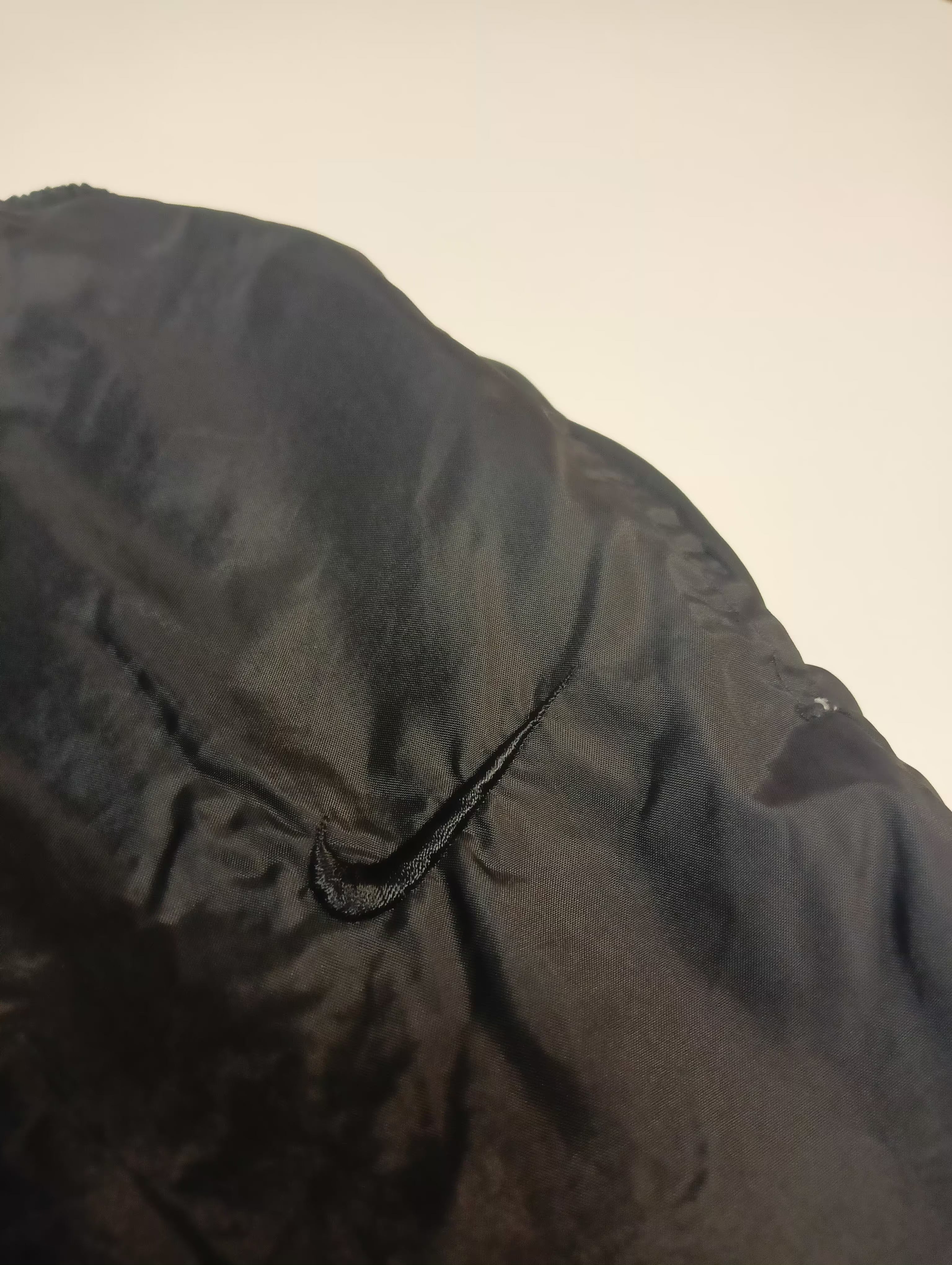 **Nike Vintage Trackpants for Men - XL Fit, M & L Sizes, Baggy Style 1378 - Perfect for Casual Wear, Street Style & Gym**