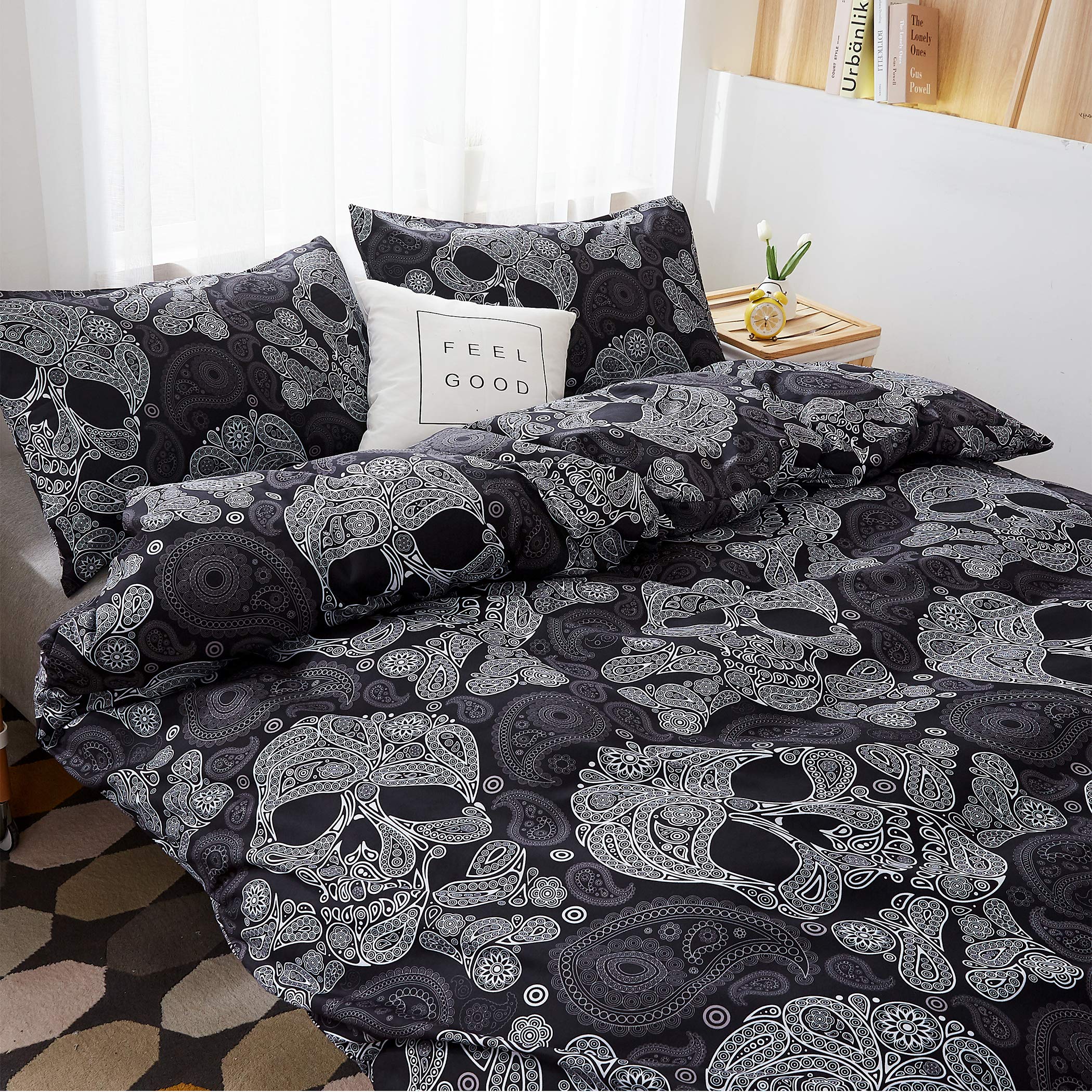 Premium King Size Halloween Duvet Cover Set - Skull Skeleton & Paisley Floral Pattern Luxury Soft Bedding (1 Duvet Cover + 2 Pillowcases) Black - Perfect for Spooky Bedroom Decor & Seasonal Home Styling