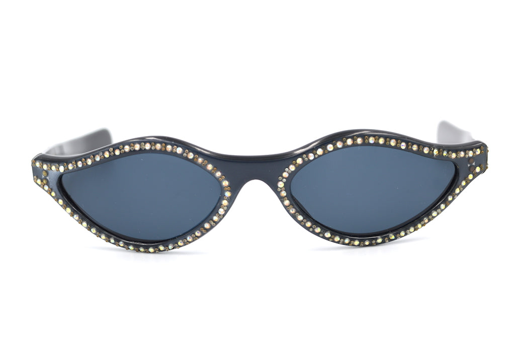 Diva 1 - Stylish Women's Fashion Accessories | Perfect for Parties, Weddings & Special Occasions