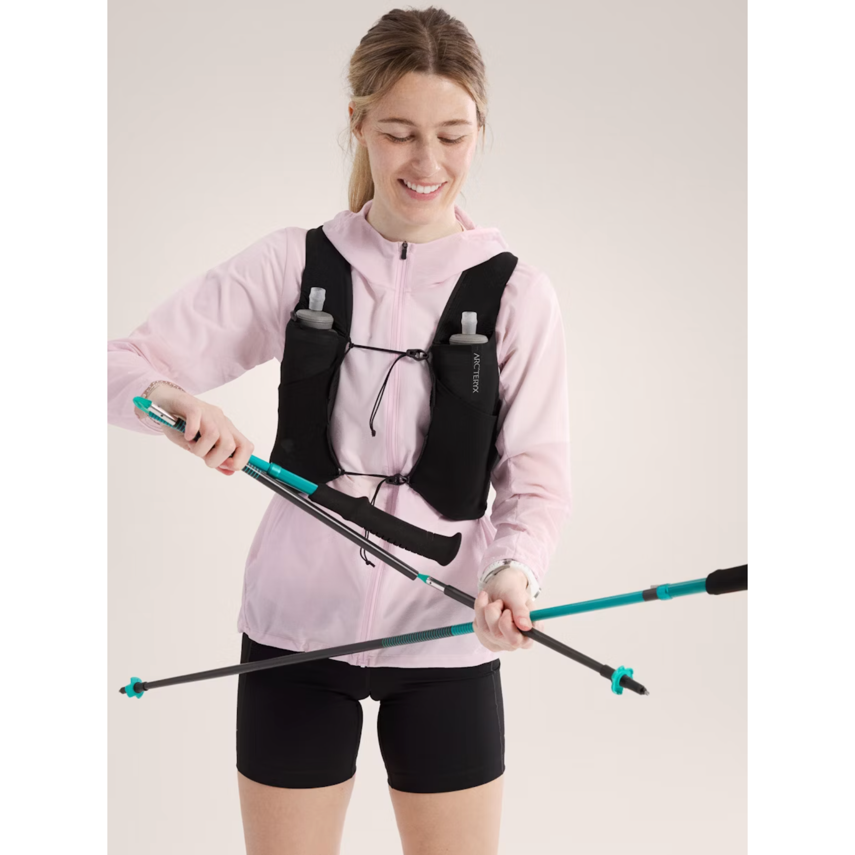 Arc'teryx Women's Incendo Airshell Hoody - Lightweight Running Jacket with Breathable Wind Protection - Perfect for Trail Running & Outdoor Activities