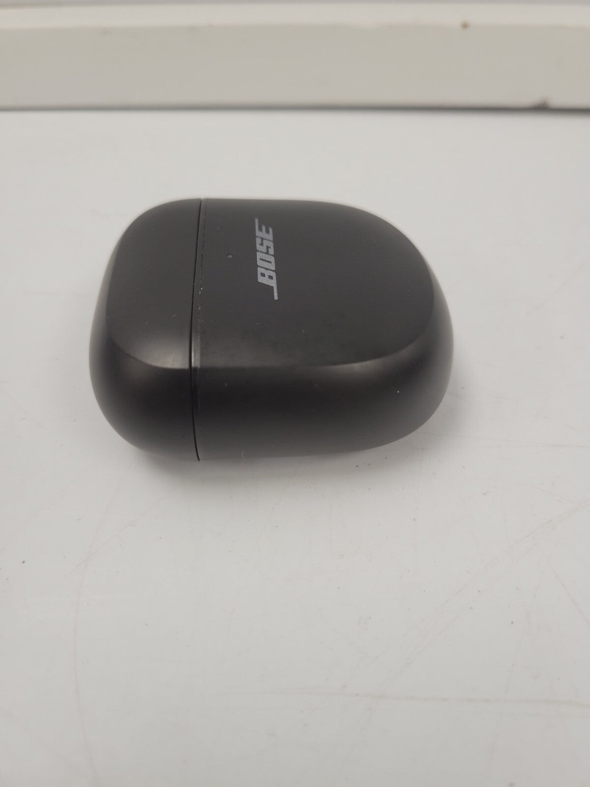 Bose 441408 Quest Comfort Ultra Earphone - Noise Cancelling Wireless Earbuds for Running, Workouts & Travel | Comfortable Fit, Long Battery Life