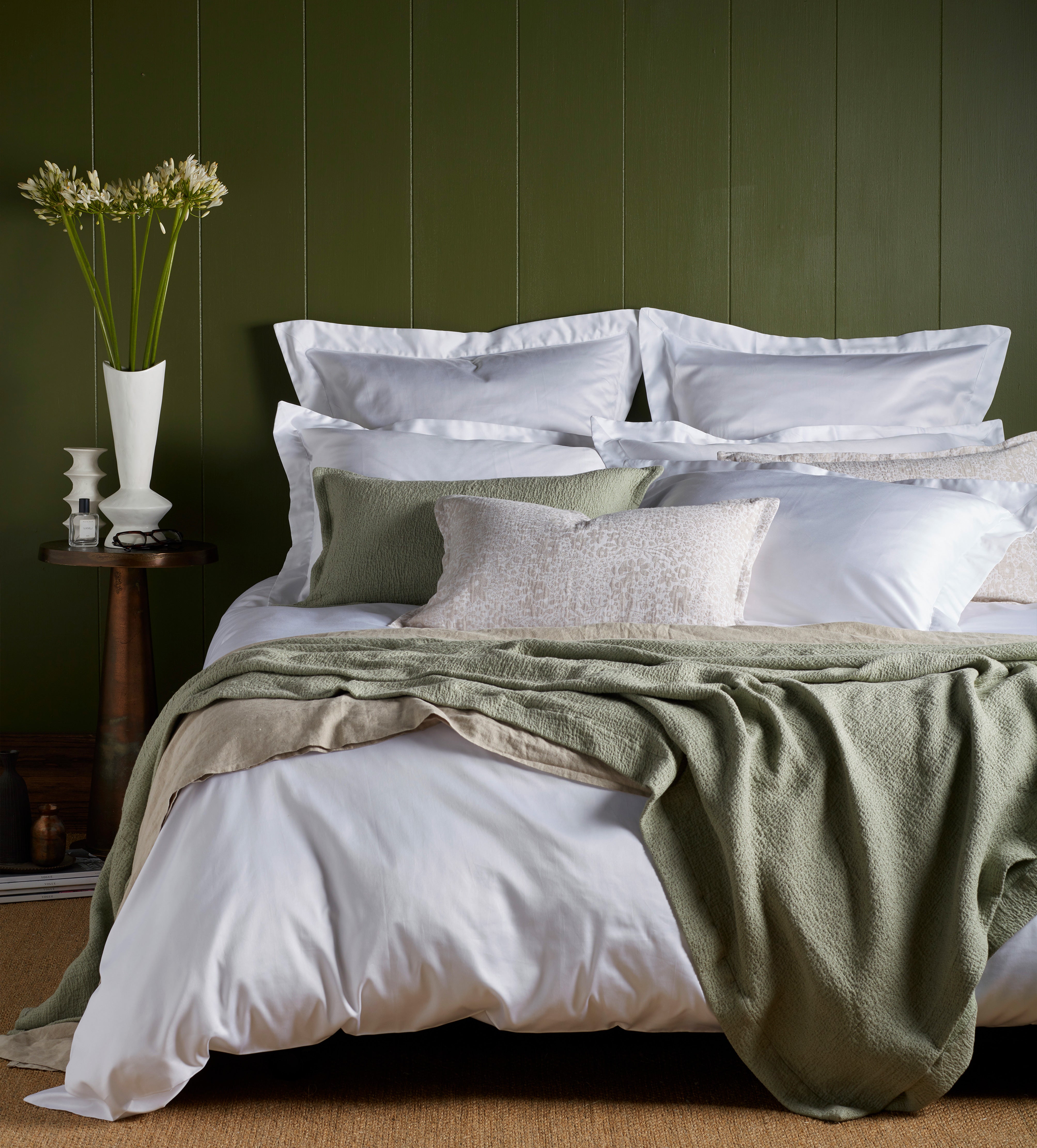 Premium 600 Thread Count 100% Cotton Duvet Cover Set - White Luxury Bedding for Hotel & Home Use - Soft Breathable Queen/King Size Bed Sheet Set for Ultimate Comfort