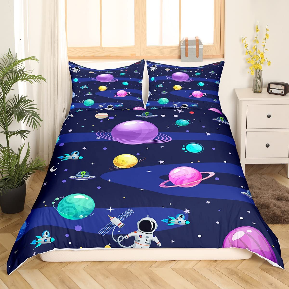 **Galaxy Bedding Set Twin Size - Astronaut Duvet Cover for Kids, Universe Outer Space Planet Comforter Set, Solar System Rocket Spacecraft Quilt Cover, Cosmic Moon Starry Sky Bedroom Decor - Perfect for Kids' Room, Space-Themed Nursery & Gift Ideas**