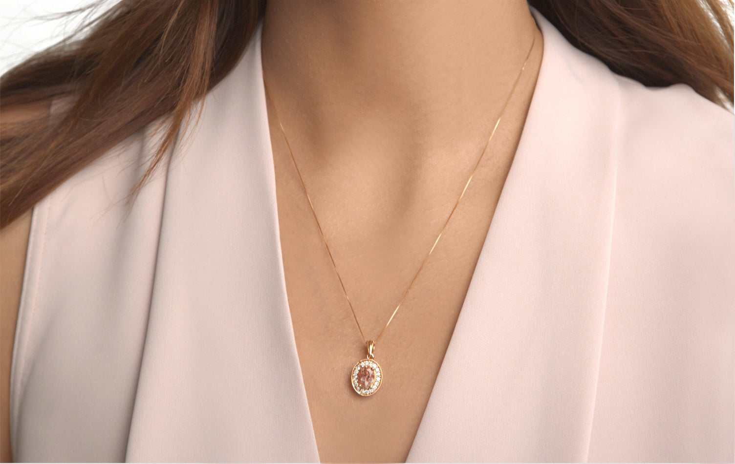 Exquisite Morganite & Diamond Pendant Necklace for Women - Elegant Rose Gold Jewelry Gift for Anniversary, Valentine's Day & Special Occasions