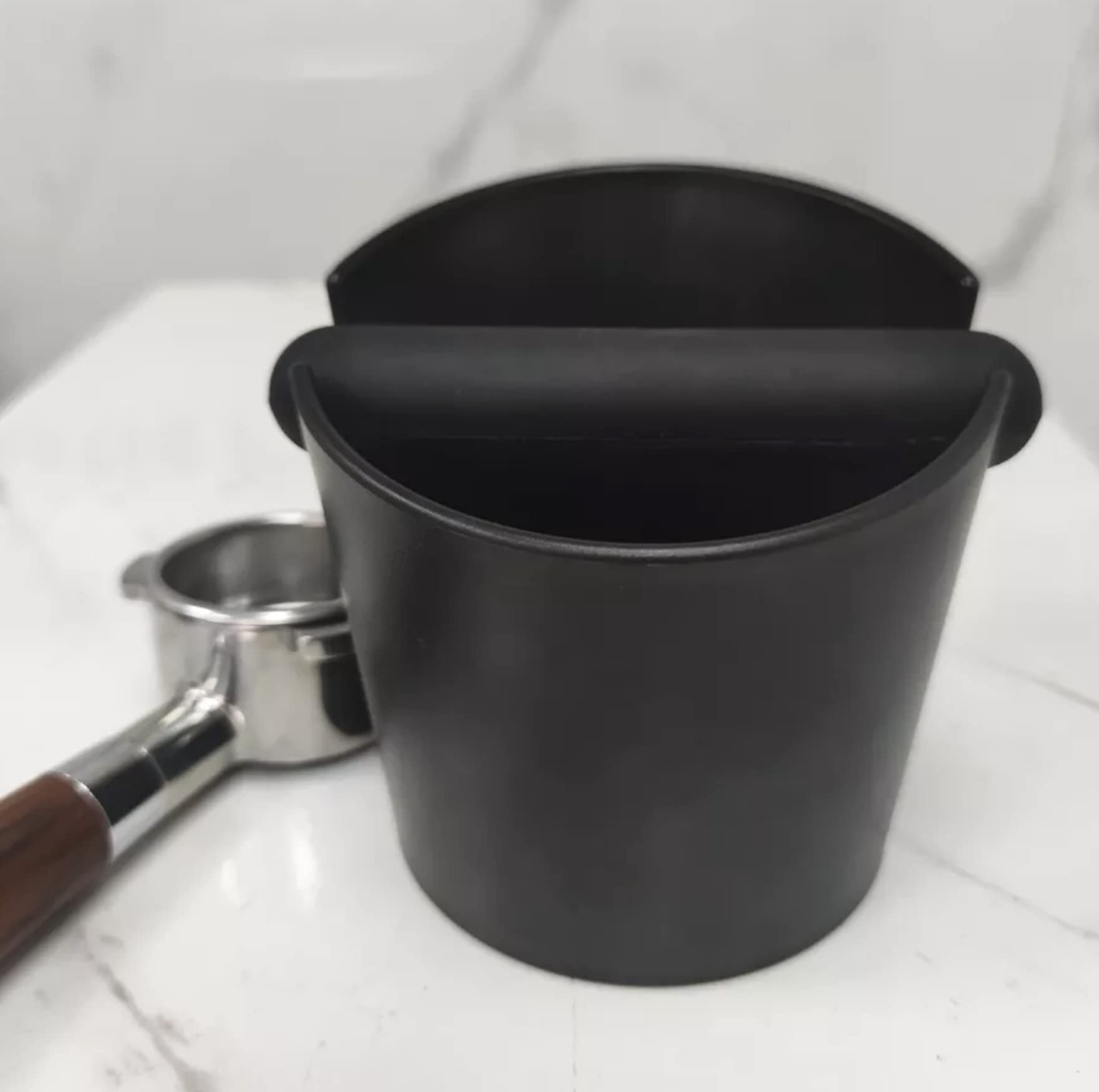Premium Espresso Knock Box - Durable Coffee Grounds Container with Non-Slip Base for Baristas & Home Brewing | Perfect for Espresso Machines & Coffee Waste Disposal in Cafes & Kitchens