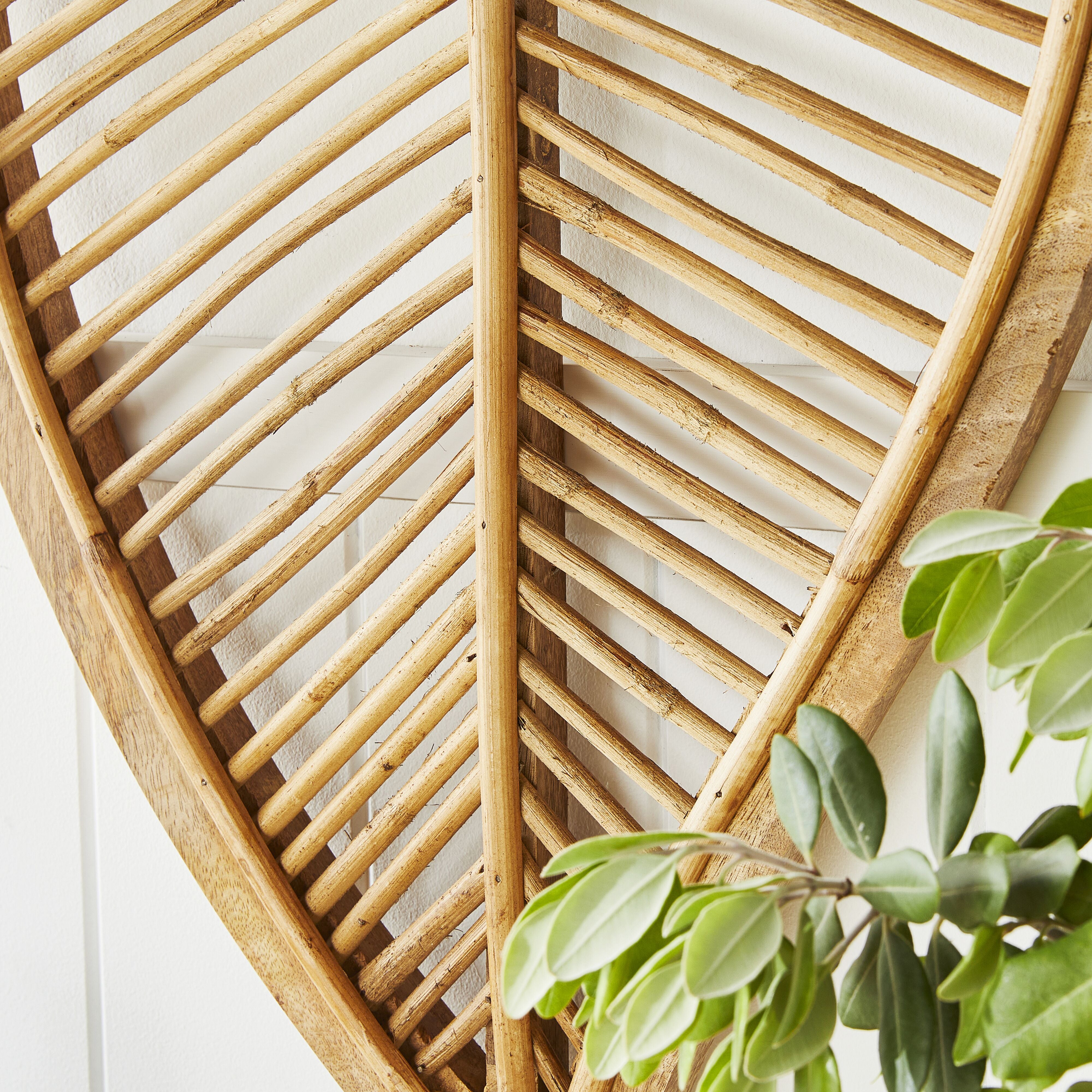 Large Bamboo Leaf Wall Hanging Decor - Natural Boho Home Decor for Living Room, Bedroom, or Office