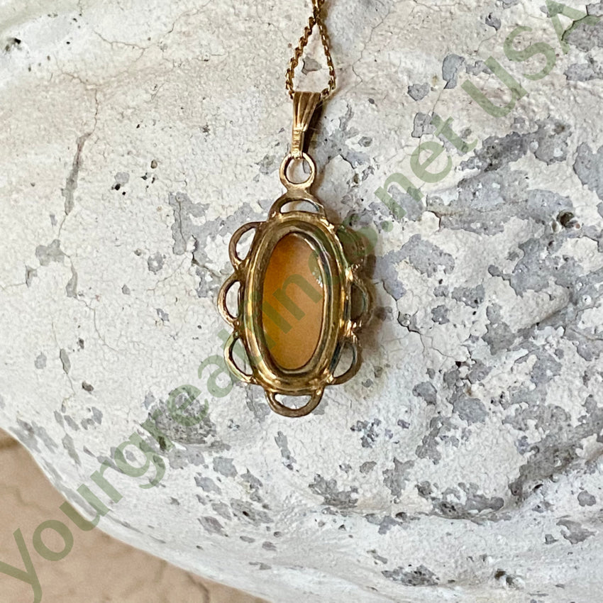 Vintage 12k Yellow Gold Filled Carved Shell Cameo Pendant Necklace - Elegant Antique Jewelry for Women, Perfect for Weddings, Anniversaries & Special Occasions