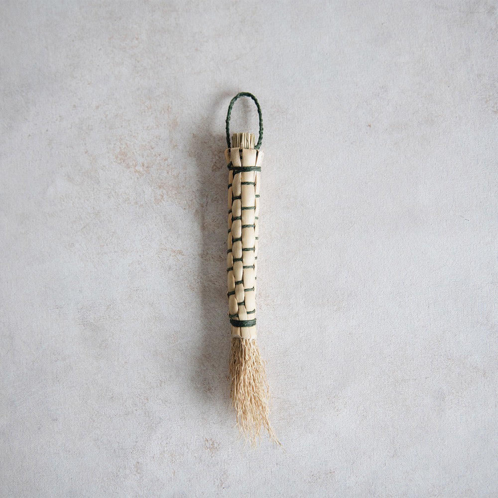 Small Braided Whisk Brush - Durable Kitchen Cleaning Tool for Pots, Pans & Grills - Perfect for Home Cooking & Outdoor BBQ