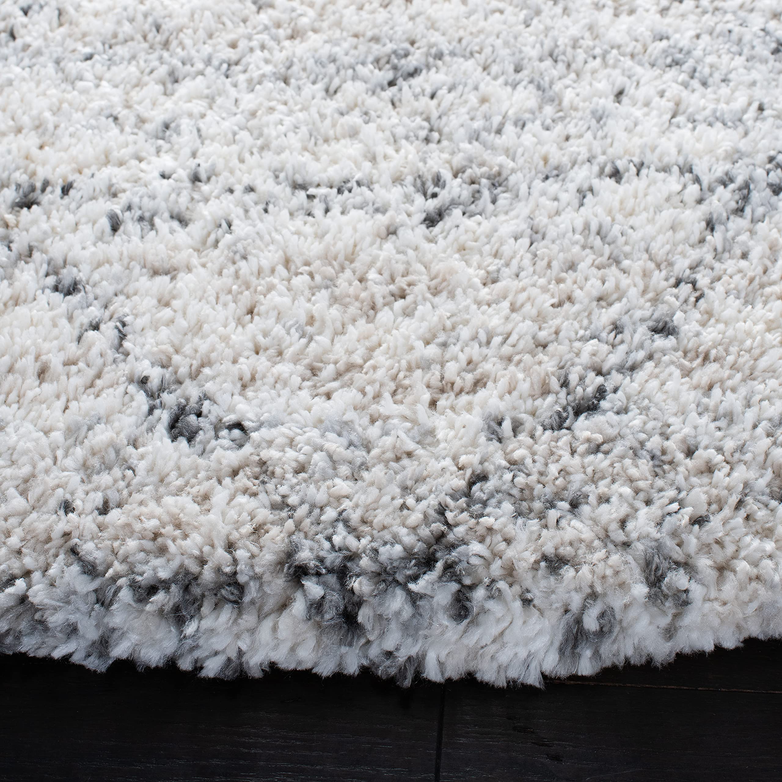 SAFAVIEH Fontana Shag Collection 6'7