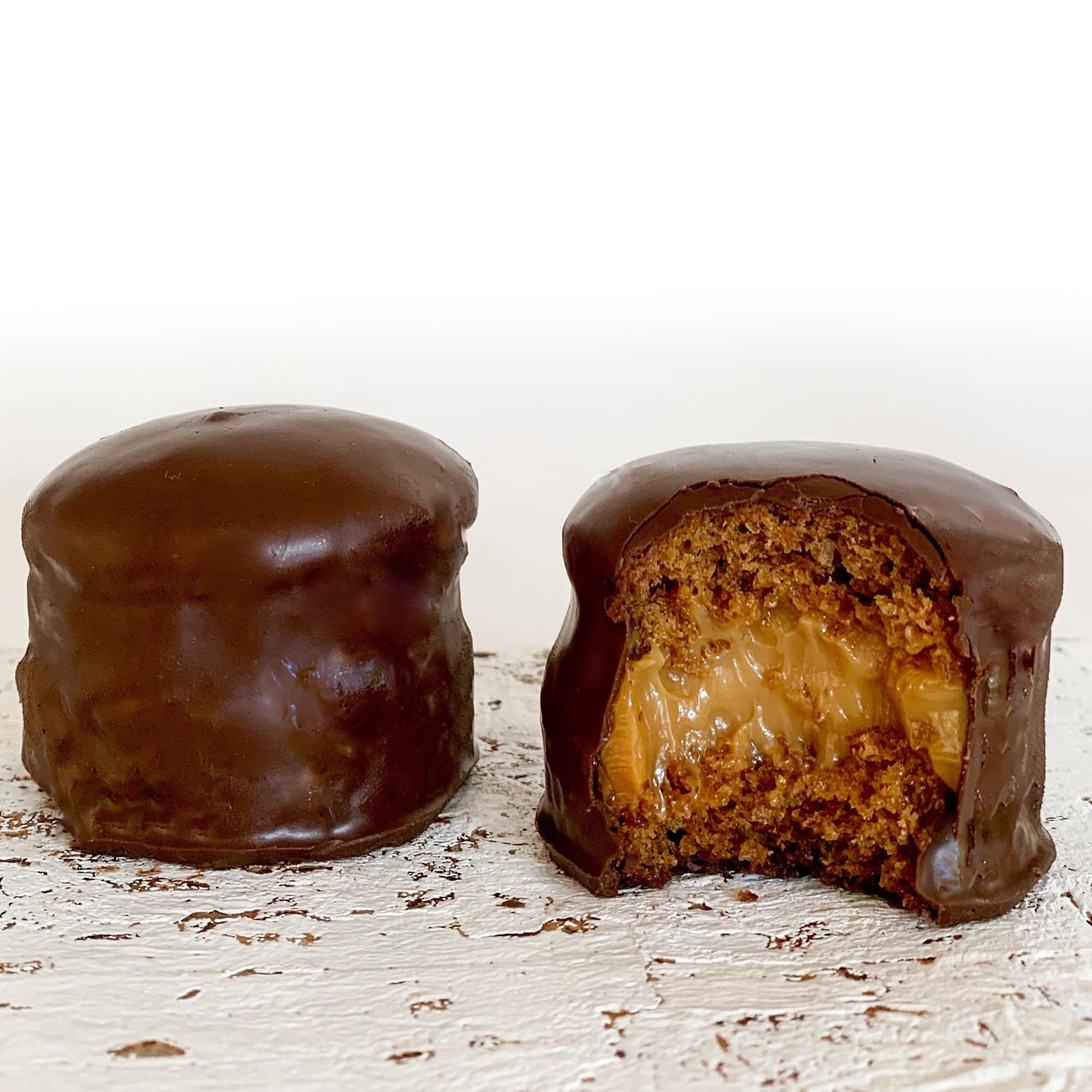 Brazilian Honey Cake - Homemade Pao de Mel with Dulce de Leche - Perfect Gift for Friends & Family