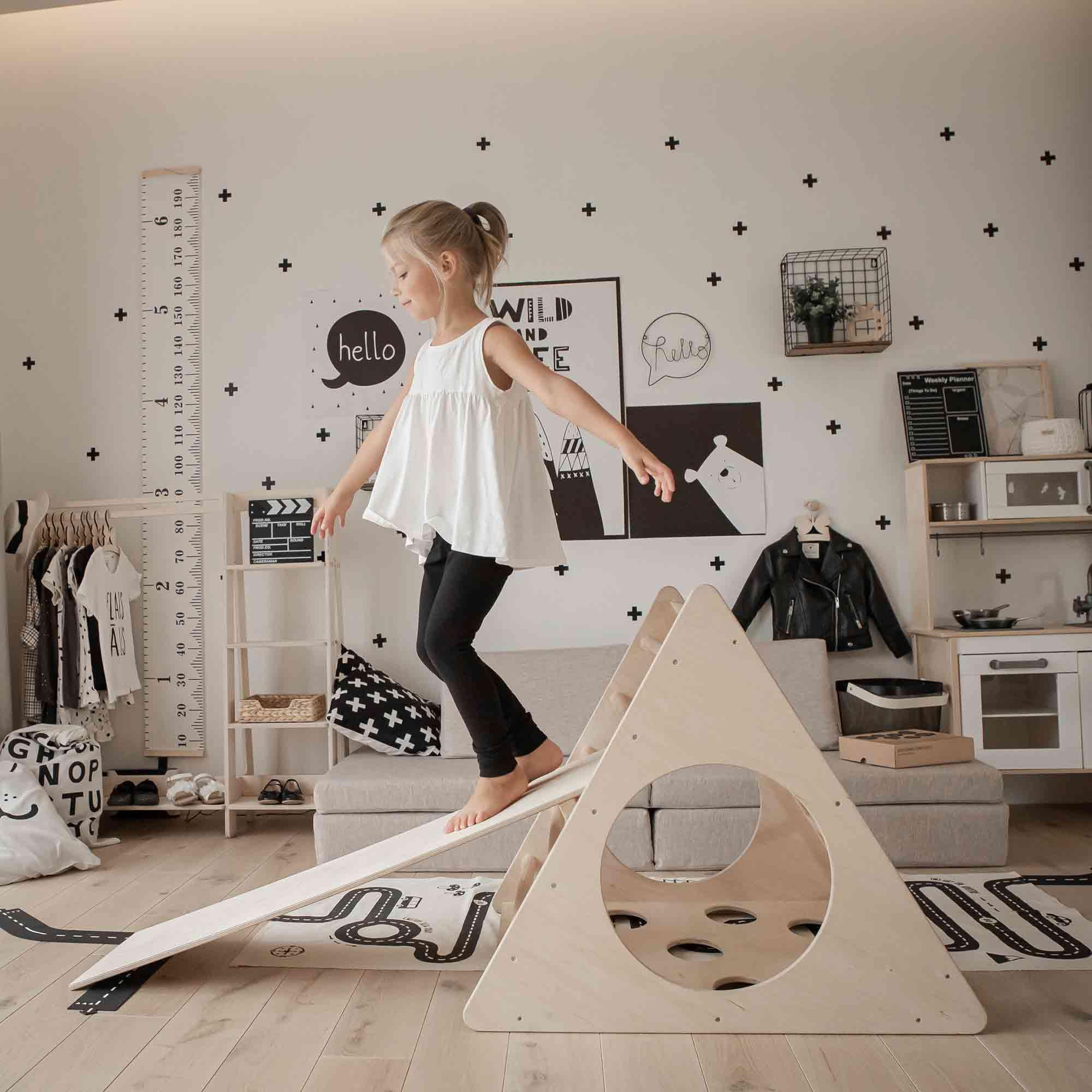 Montessori Climbing Triangle with Ramp - Indoor Wooden Climbing Frame for Kids - Toddler Play Gym for Home, Nursery & Daycare - Encourages Physical Development & Active Play
