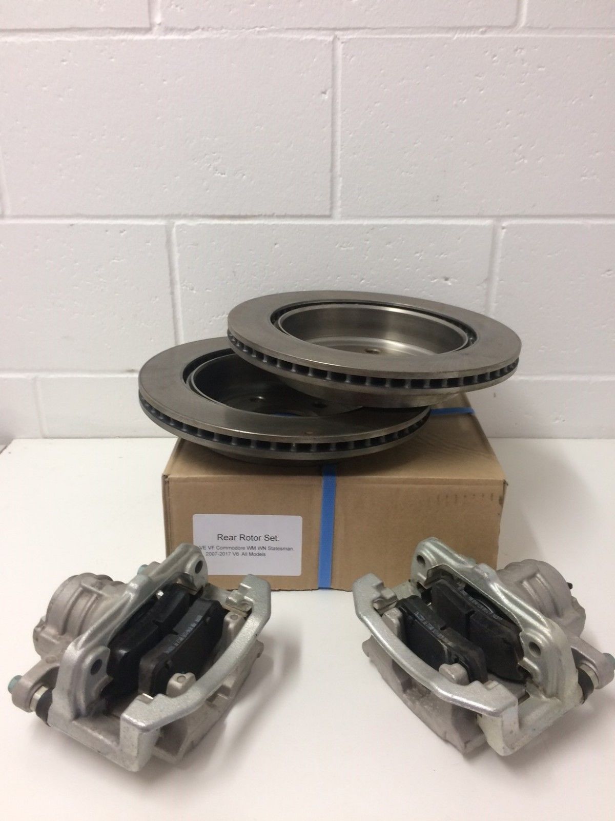 Genuine Holden VE WM Rear Brake Caliper & Rotor Set for Commodore & Statesman - Perfect for DIY Car Repairs & Performance Upgrades