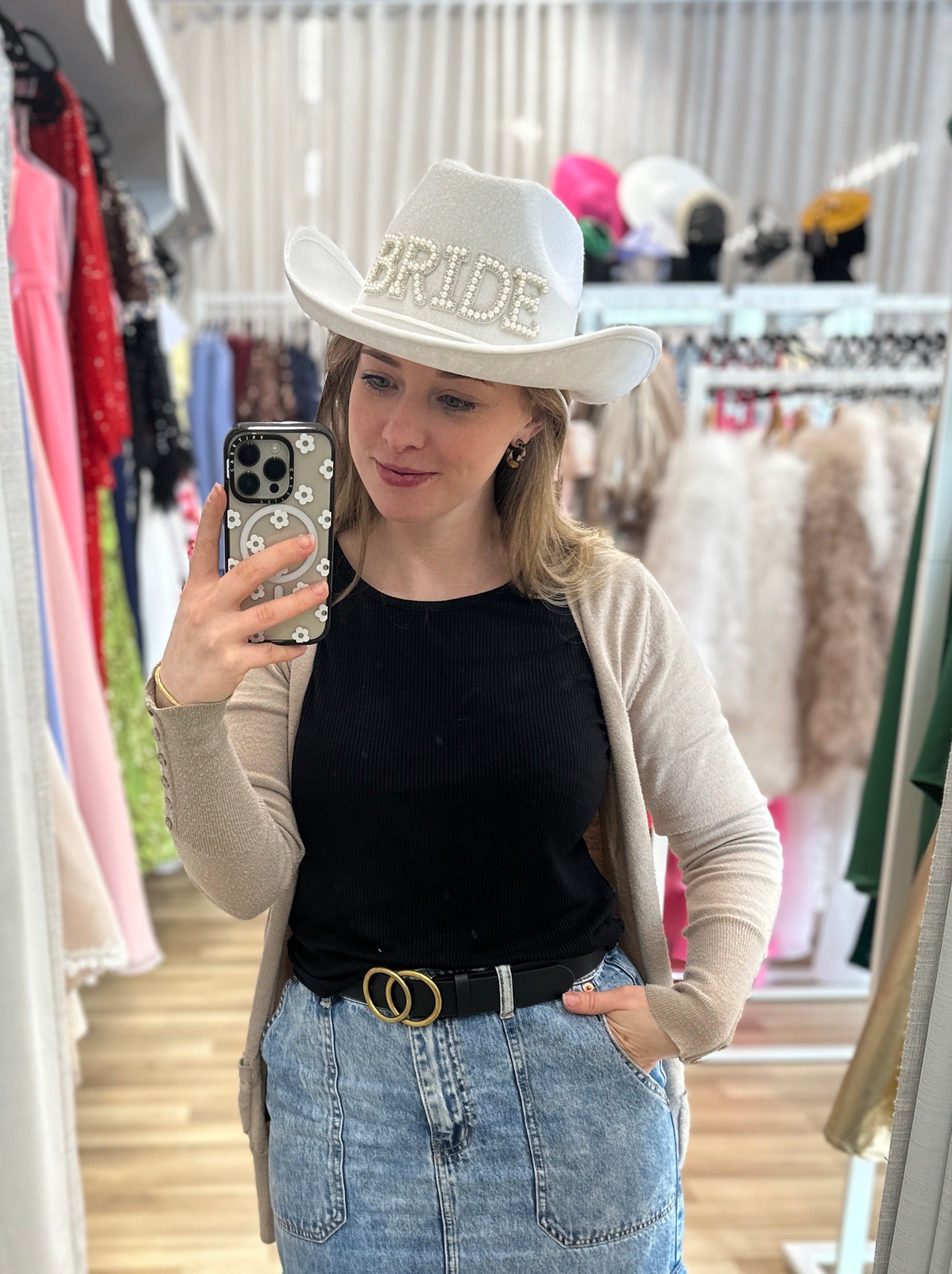 Cowgirl Hat for Women - Western Style Bride Cowgirl Hat with Rhinestone Accents - Perfect for Weddings, Rodeos, and Country Themed Parties