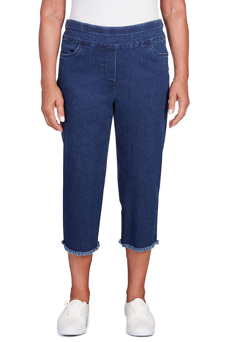 Stylish Petite Frayed Denim Capri Pants for Women - Trendy Distressed Ankle Jeans for Casual Outfits & Summer Wear