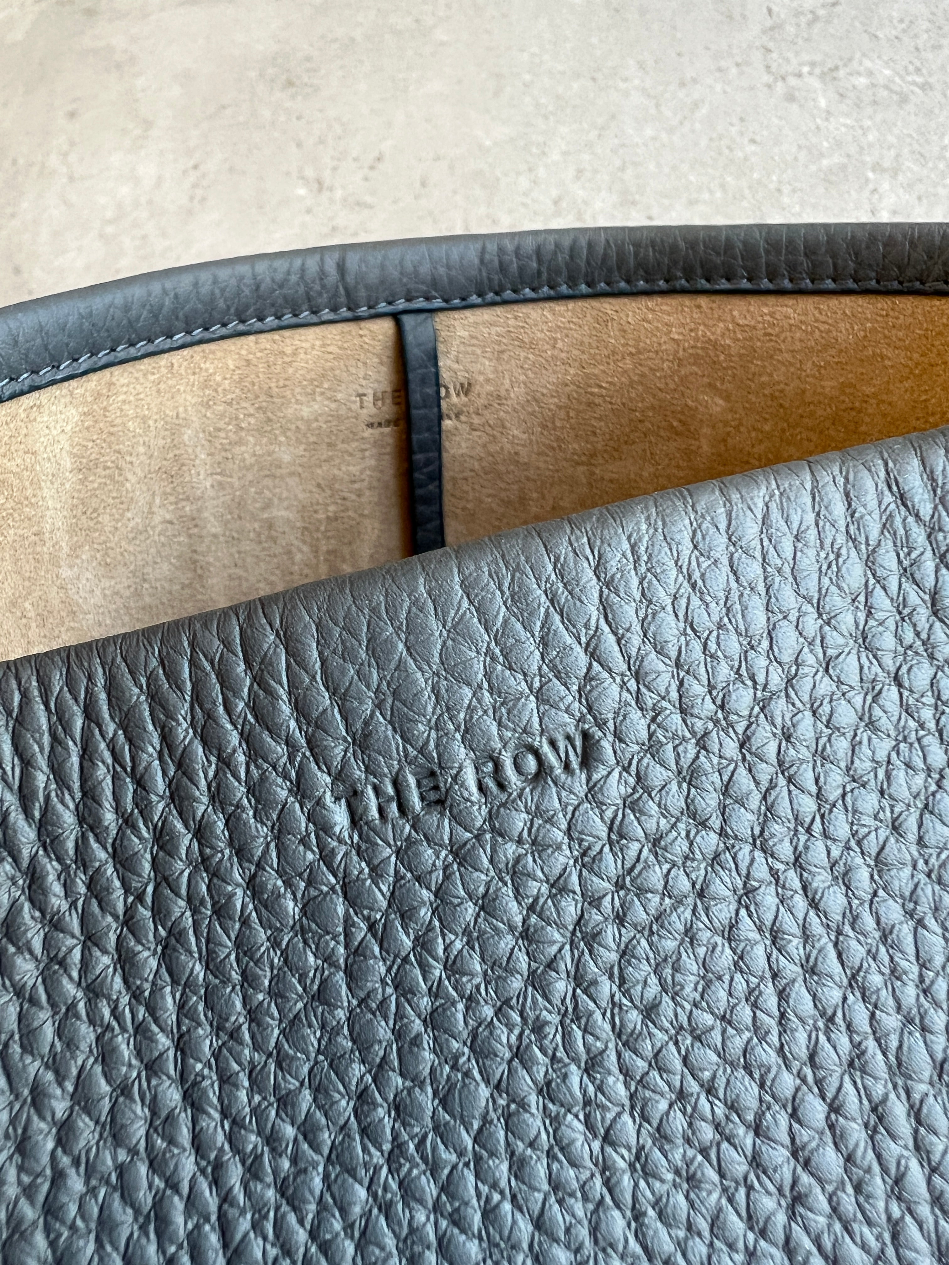 Park Tote Small Handbag - Premium Grain Leather in Timouse Grey | Stylish Everyday Shoulder Bag for Work, Shopping & Travel
