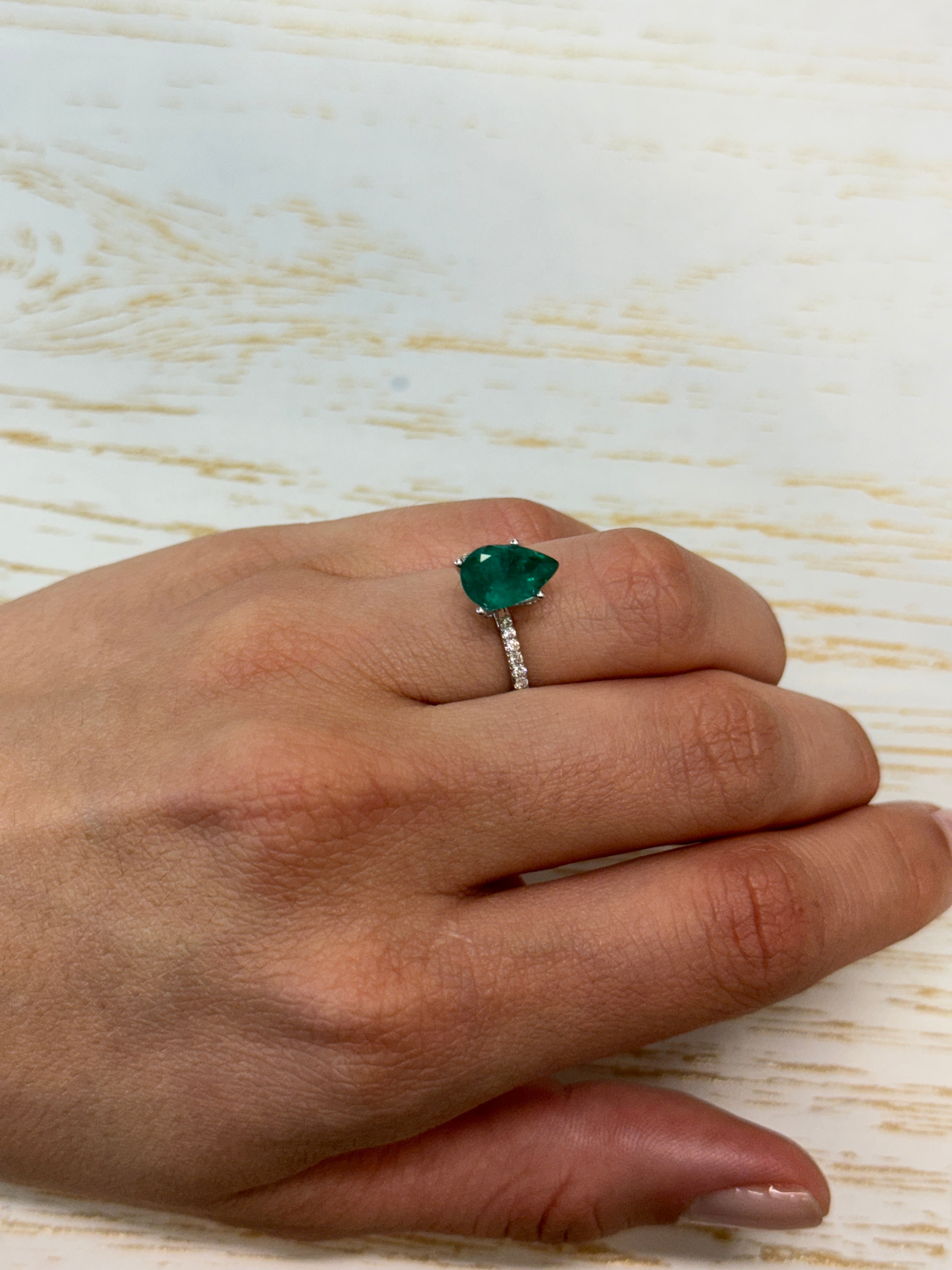 2.03 Carat 11x7.5mm Deep Green Natural Loose Colombian Emerald Pear Cut Gemstone for Jewelry Making, Engagement Rings & Luxury Gifts