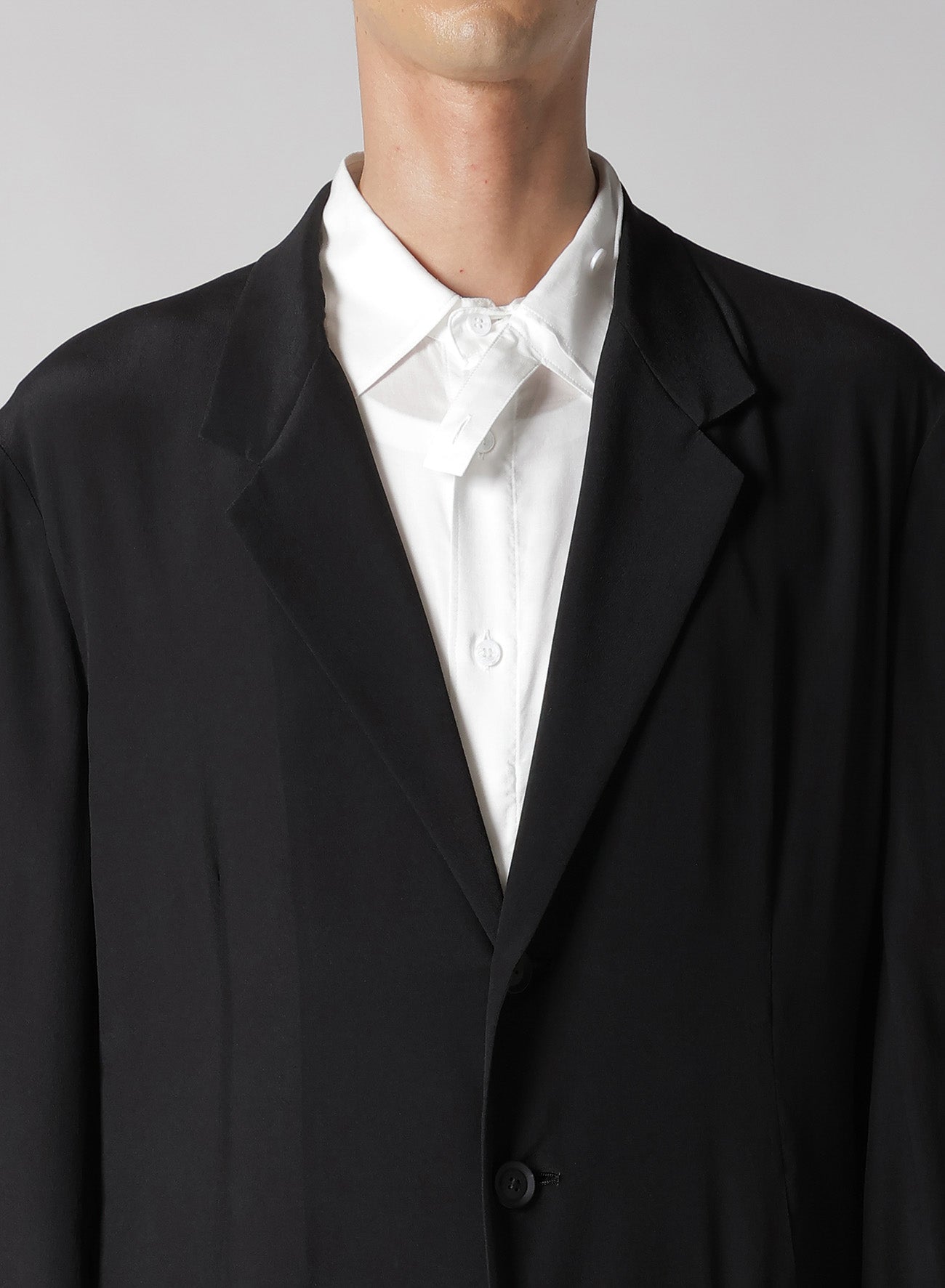 12M Silk Decine Hem Button Detail Jacket for Women - Elegant & Stylish Outerwear for Parties, Weddings & Special Occasions