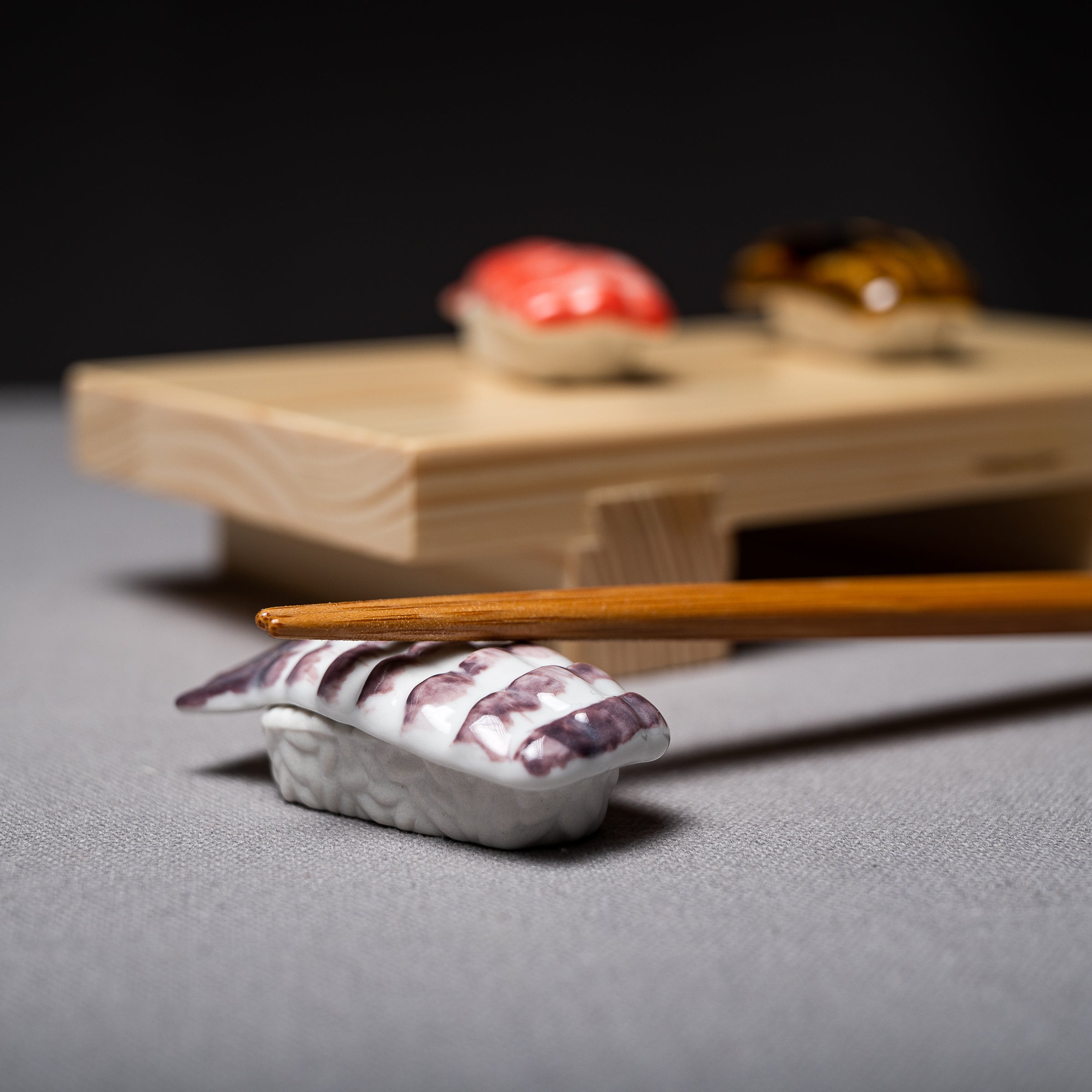 Premium Sushi Nigiri Chopstick Rest - Elegant Single Piece for Japanese Dining, Sushi Parties & Asian Tableware Decor