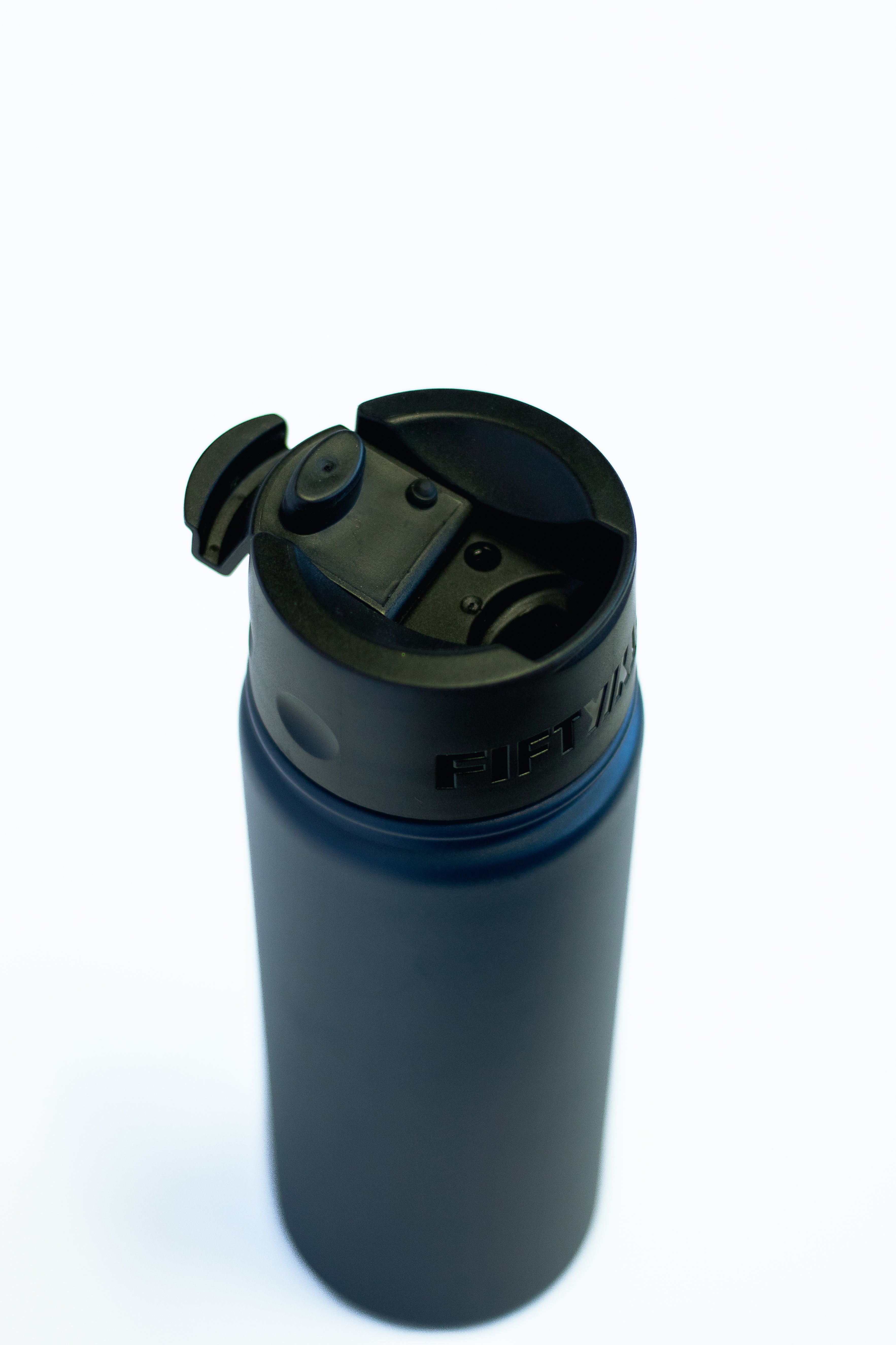 Miraval Flip Lid Water Bottle - Leakproof & Insulated Stainless Steel Bottle for Gym, Hiking, Travel & Everyday Use