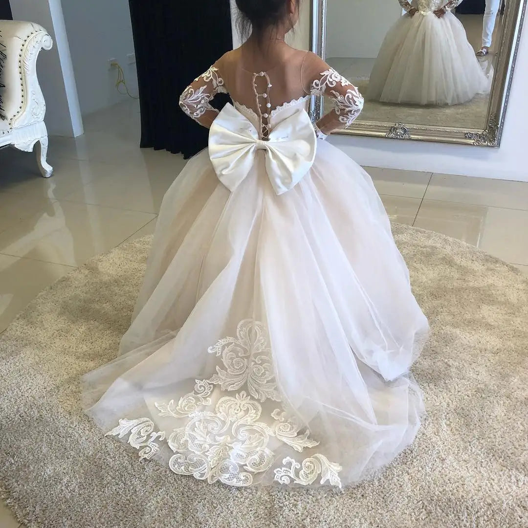 Lace Tulle Flower Girl Dress with Bows - First Communion Gown for Girls - Perfect for Weddings, Baptisms & Special Occasions