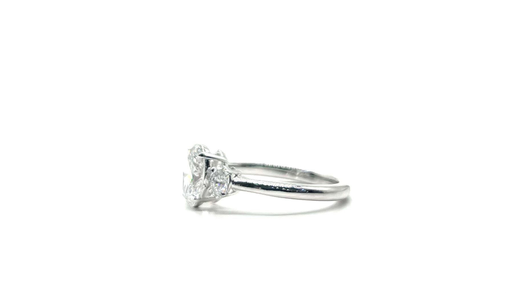 Lab Grown Oval Diamond 3 Stone Engagement Ring - Elegant Wedding Band for Women, Perfect for Proposals, Anniversaries & Special Occasions
