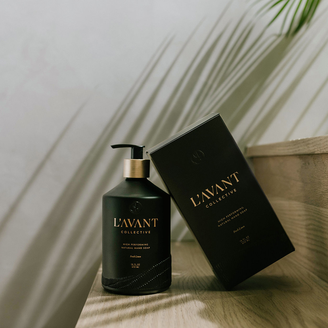 Fresh Linen Scented Hand Soap - Moisturizing & Antibacterial - Perfect for Bathroom, Kitchen & Office Use