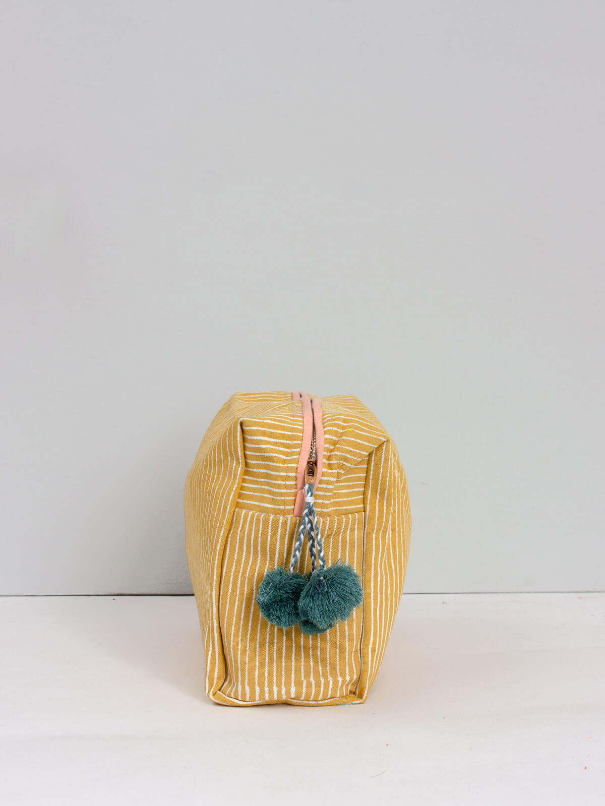 Premium Stripe Wash Bag in Mustard - Stylish Travel Cosmetic Organizer for Toiletries & Makeup - Perfect for Gym, Vacation & Daily Use