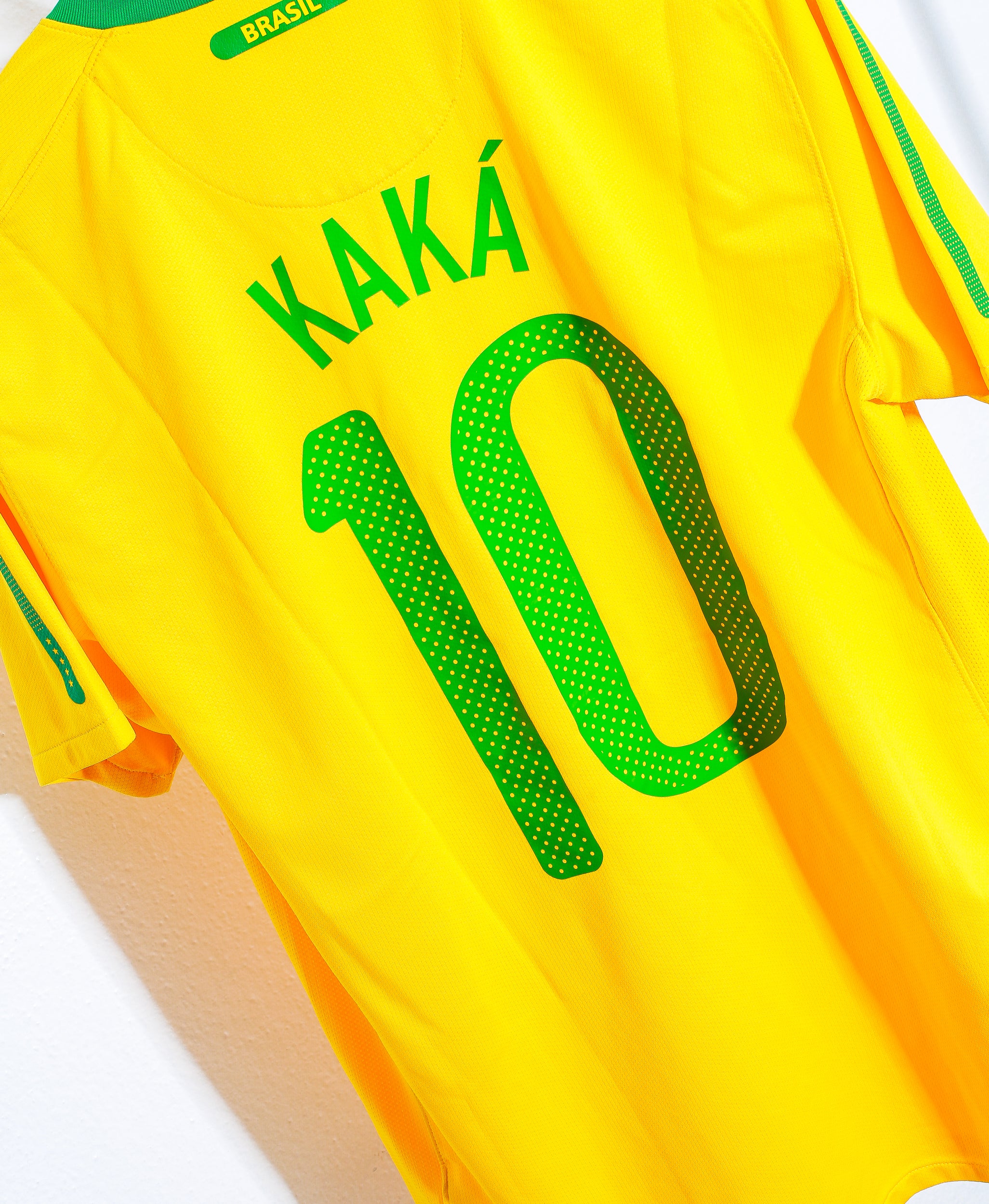 Authentic 2008 Brazil Home Soccer Jersey #10 Kaka (Large) - Perfect for Matchdays, Fan Events & Collectors