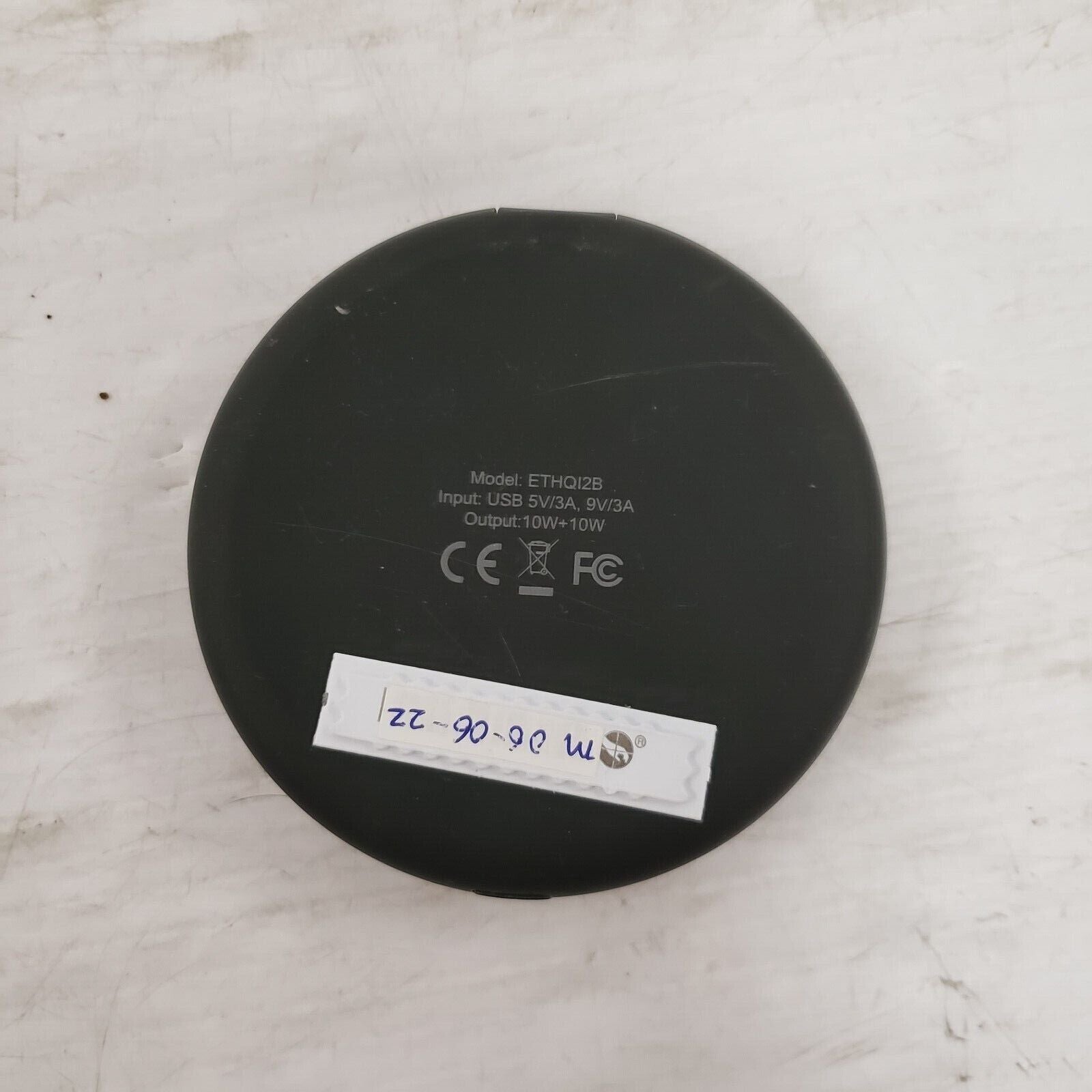 Helix ETHQ12B Fast Wireless Charger for iPhone, Samsung, AirPods - Qi-Certified 15W Charging Pad for Home, Office, and Car Use