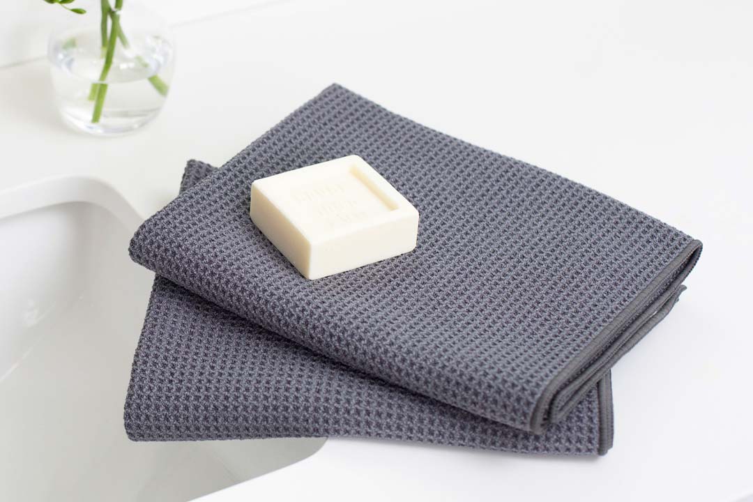 Premium 2-Pack Soft Absorbent Hand Towels - Quick Drying & Durable for Kitchen, Bathroom, Gym & Travel (White)