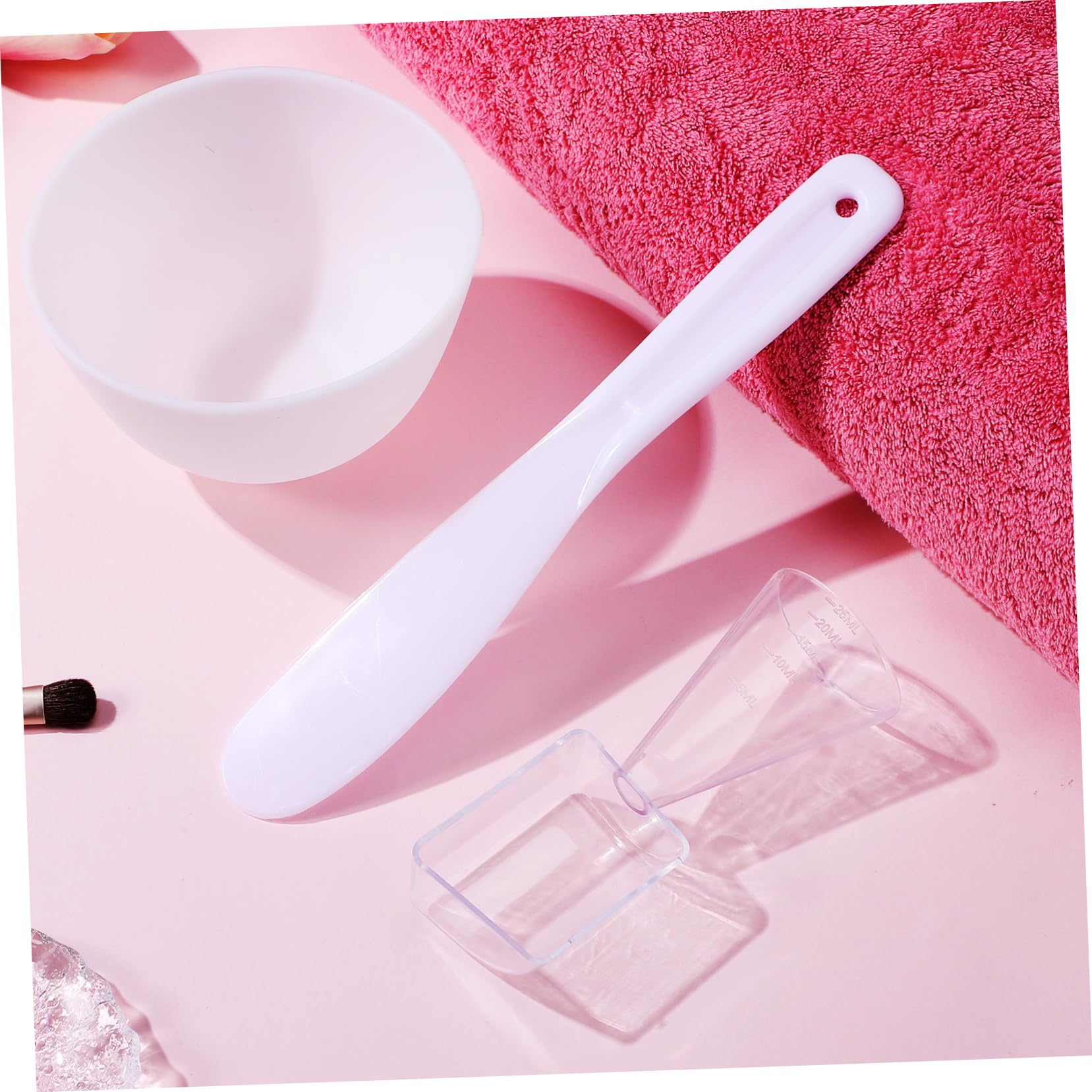 1 Set Silicone Facial Mask Mixing Bowl & Applicator - DIY Spa Skincare Tool for Mud Masks, Facials & At-Home Treatments - Perfect for Mixing Clay Masks, Creams & Skincare Products (White)