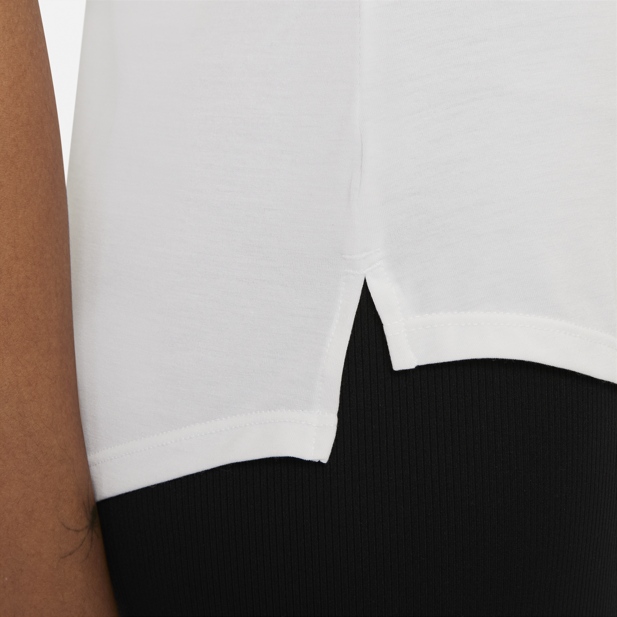 Nike Women's DRI-FIT UV Protection Moisture-Wicking Short Sleeve T-Shirt - White/Reflective Silver - Athletic Workout Top for Running, Yoga & Outdoor Activities