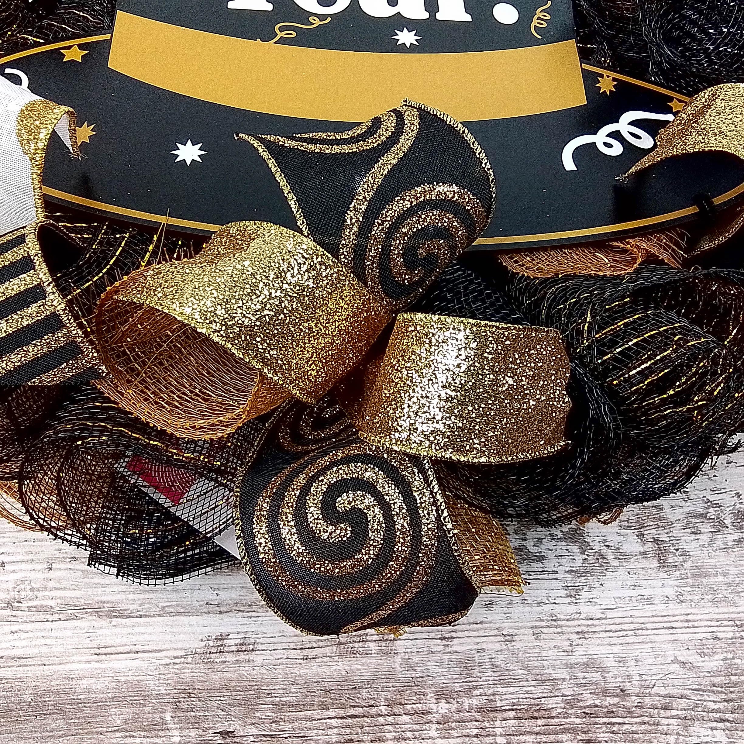 Elegant Black Gold White Top Hat New Year Wreath for Front Door - Festive New Year's Eve Party & Holiday Home Decor - Perfect for Christmas to New Year Celebrations & Winter Door Hanging