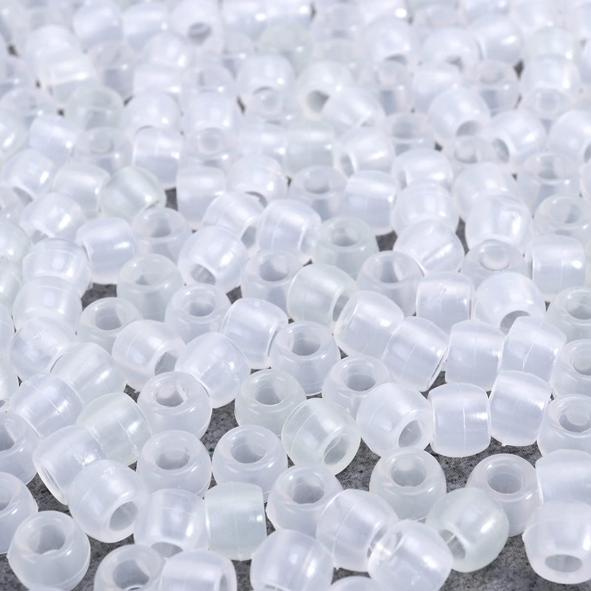250pcs UV Color Changing Beads - Clear Solar Reactive Plastic Beads for Jewelry Making, DIY Crafts, Science Experiments & Outdoor UV Detection