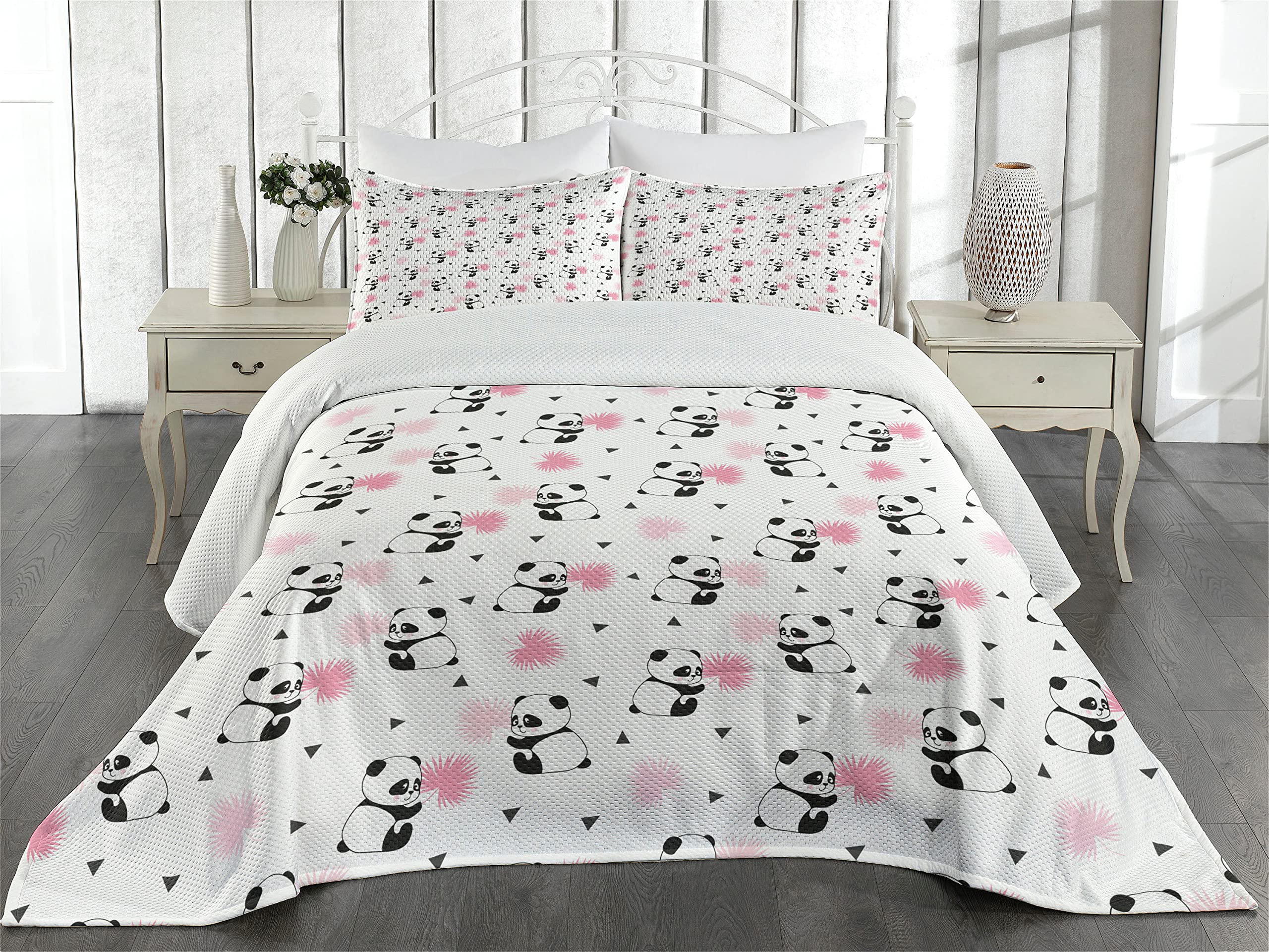 Lunarable Panda Quilt Set - 3 Piece King Size Bedspread with 2 Pillow Shams, Pink & Black Chinese Cartoon Style Bear Design with Foliage Leaves - Soft Decorative Bedding for Kids Room & Nursery Decor