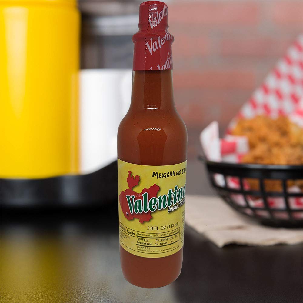 Valentina Salsa Picante Hot Sauce - Authentic Mexican Red Pepper Spice Mix - 5oz (148ml) Bottle - Perfect for Chips, Tacos, Burgers & Mexican Cuisine - Adds Flavor to Snacks, Fast Food & Home Cooking