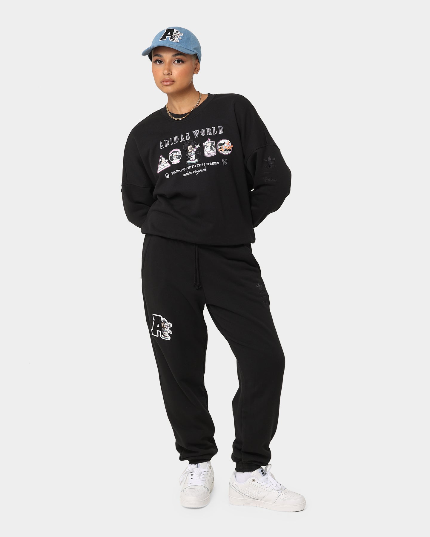 Adidas X Disney Women's Sweater - Black Cozy Pullover for Casual Wear & Lounge - Perfect for Disney Fans, Street Style & Winter Comfort