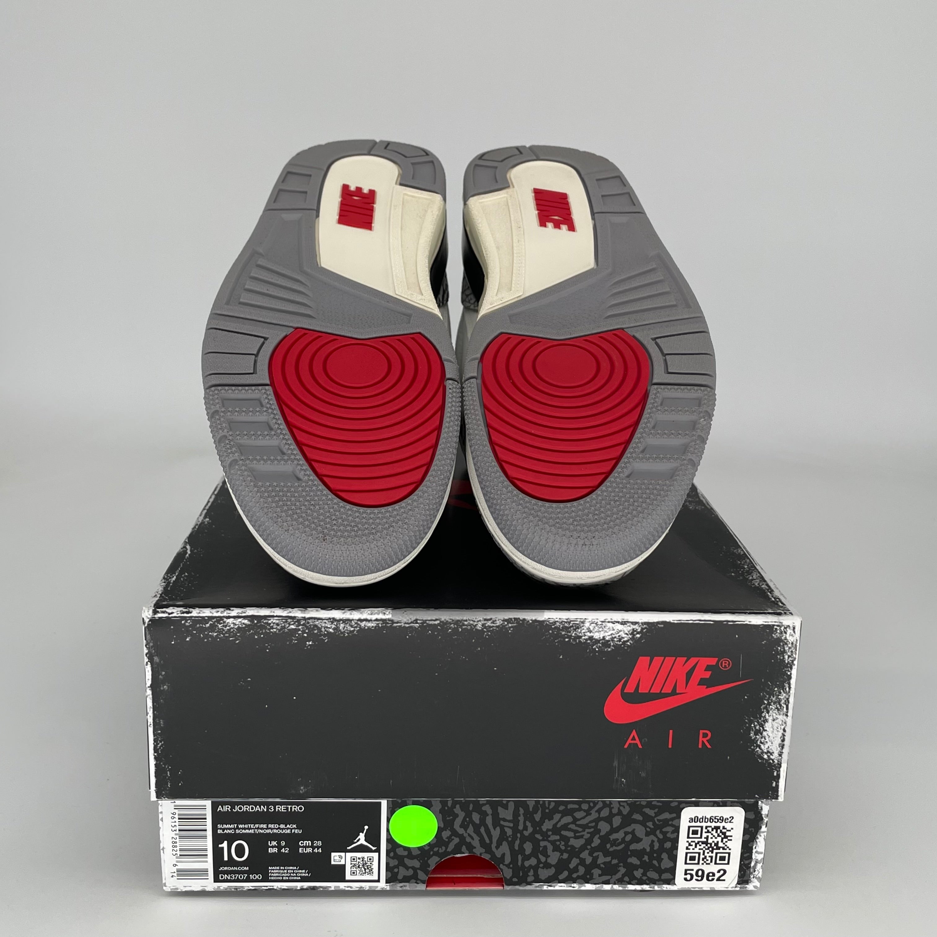 Original Air Jordan 3 White Cement Reimagined Retro Sneakers - Men's Size 10 (DN3707-100) - Authentic Basketball Shoes for Casual Wear & Street Style