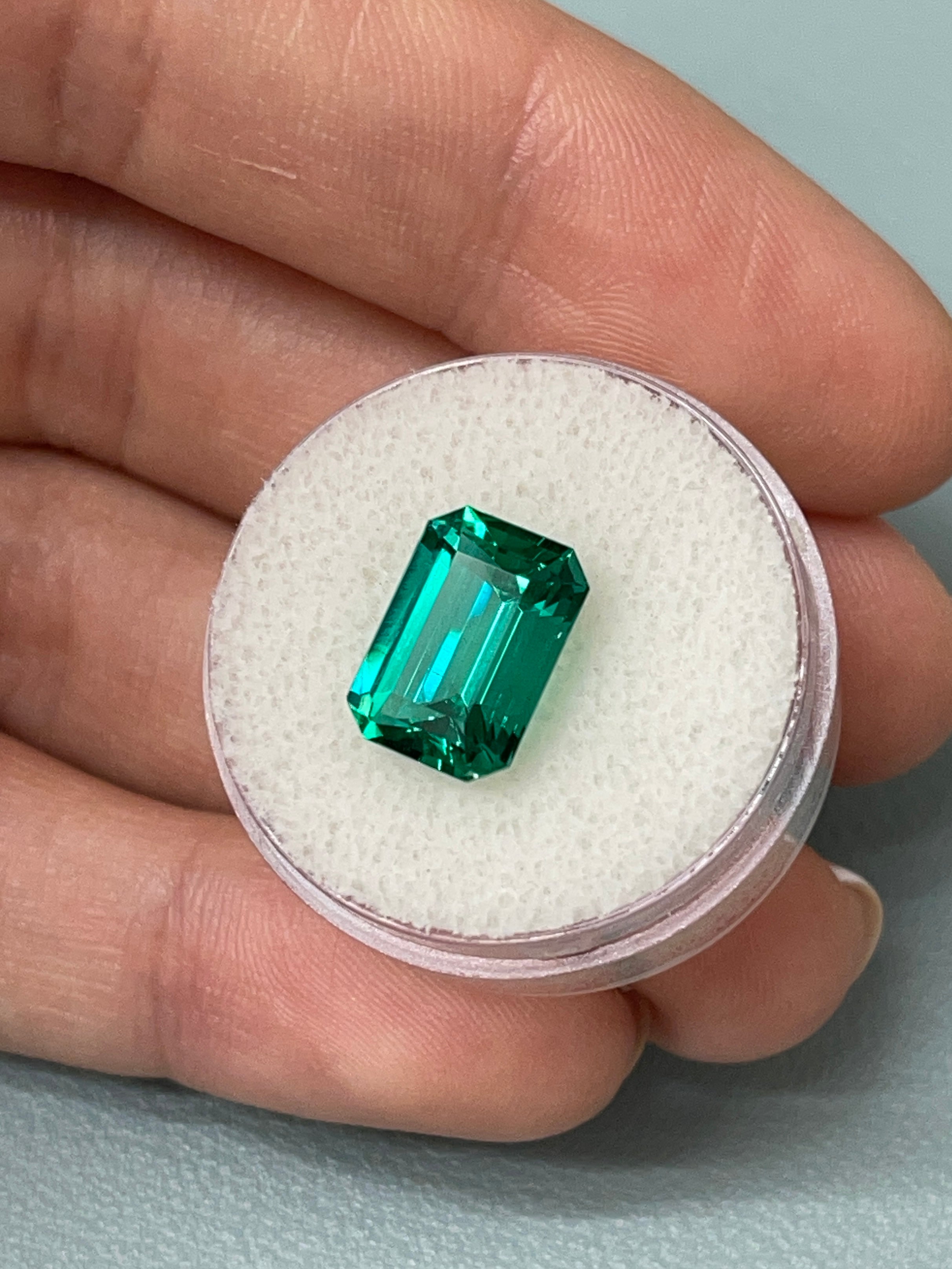 4.10 Carat AAA+ Vivid Bluish Green Natural Brazilian Loose Emerald Gemstone - Perfect for Jewelry Making, Engagement Rings & Luxury Gifts