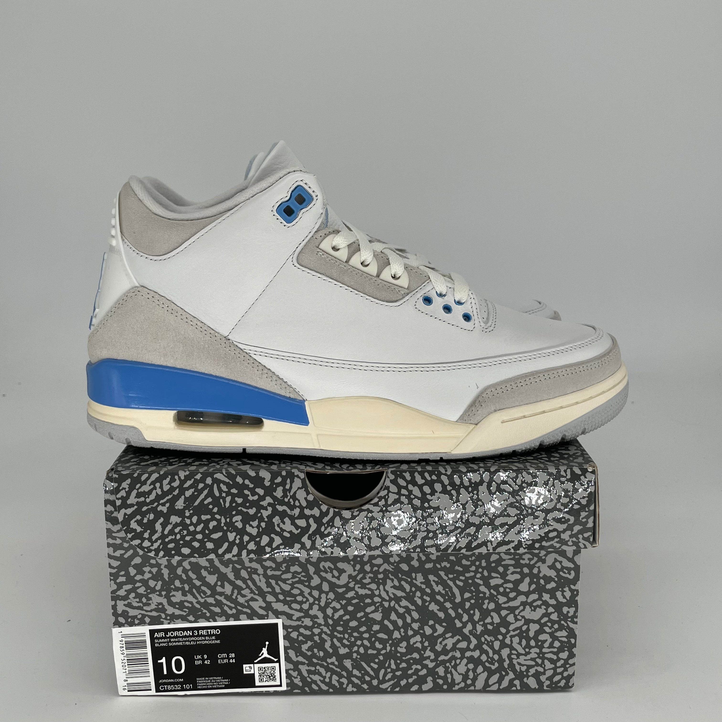 AIR JORDAN 3 LUCKY SHORTS Men's Basketball Shorts - Size 10/11.5W (CT8532-101) - Perfect for Basketball Games, Gym Workouts and Streetwear Fashion