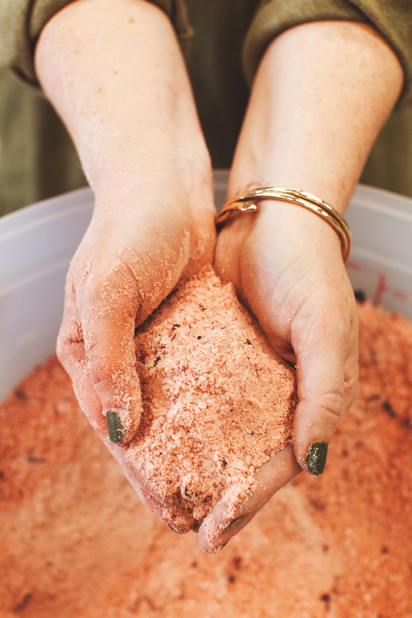 Desert Moon Bath Soak - 11 oz Relaxing Mineral Soak for Stress Relief & Self Care | Perfect for Spa Nights, Gift Sets & Luxury Bath Time