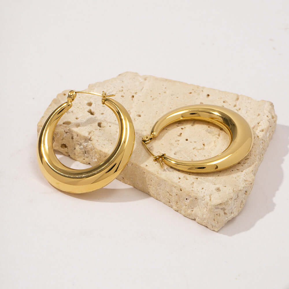 18K Gold Plated Chunky Hoop Earrings for Women - Large Statement Hoops - Trendy Fashion Jewelry Gift - Perfect for Parties, Weddings & Everyday Wear | JDE948