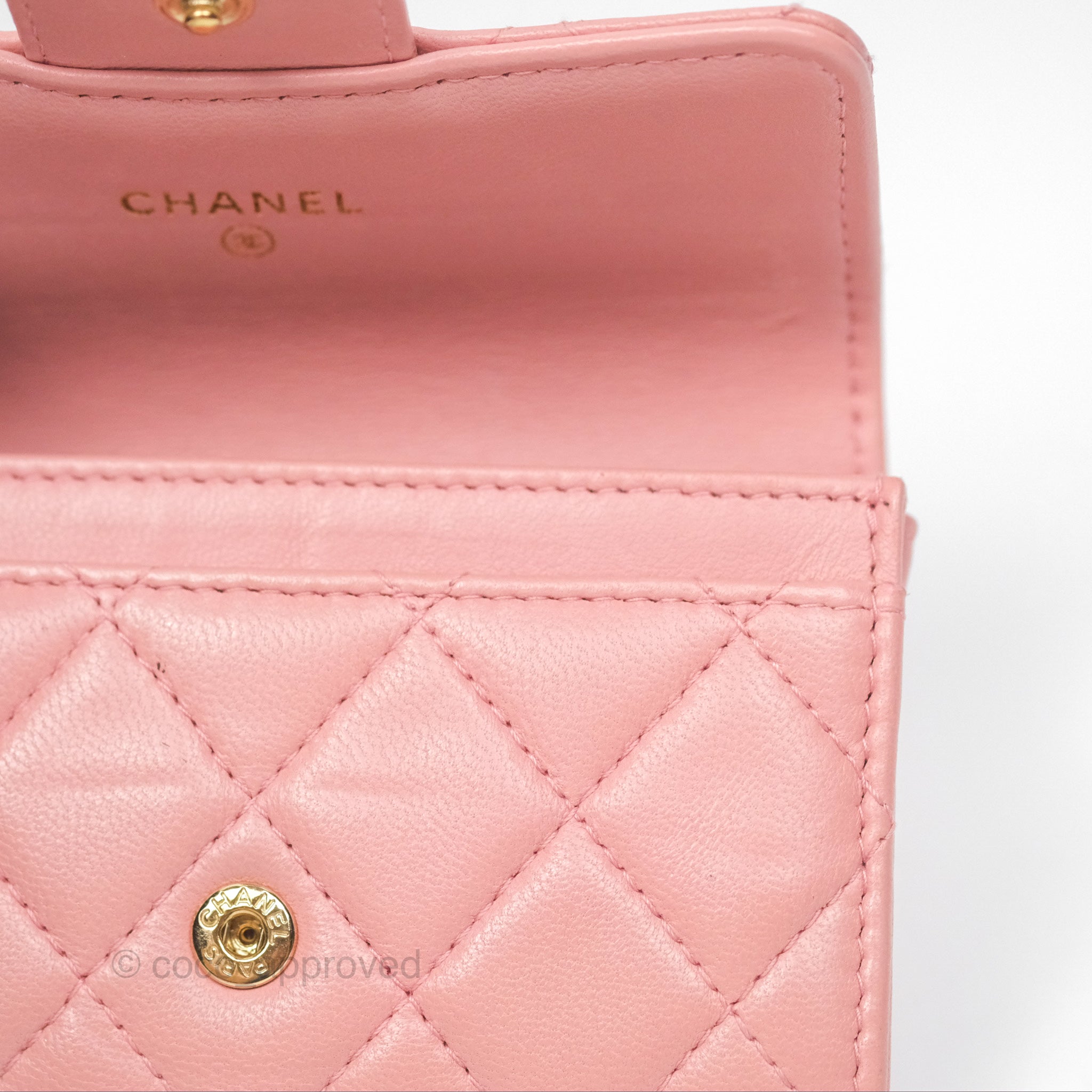 Chanel Classic Flap Card Holder in Pink Quilted Lambskin with Gold Hardware - Luxury Wallet for Women, Perfect for Everyday Use & Special Occasions